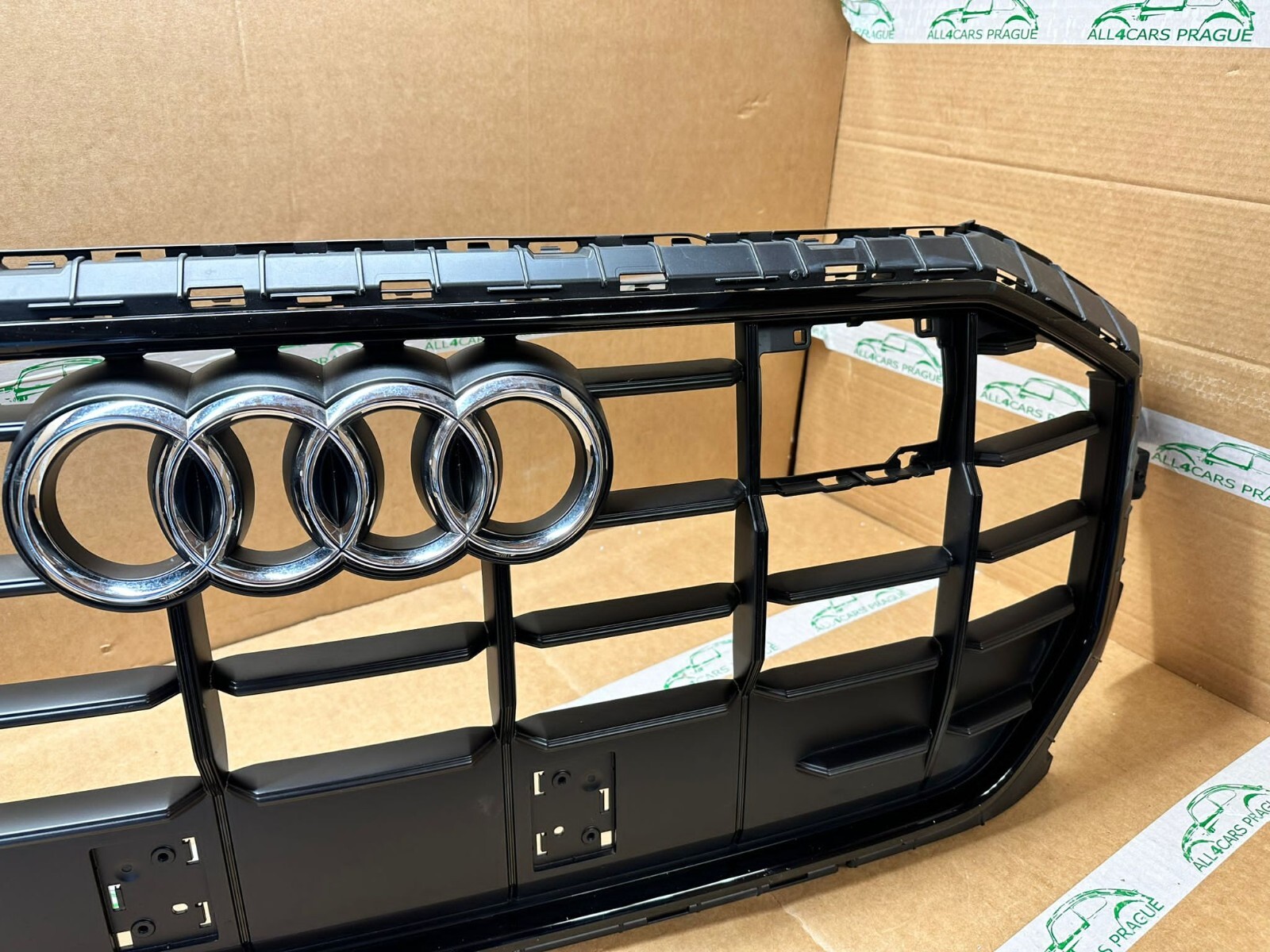 AUDI Q8 KÜHLERGRILL 4M8853651AF 4M8853651AG 4M8853651AH ORIGINAL NO.1 - Obrázek 10
