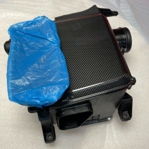 AUDI R8 CARBON LUFTFILTERBOX RECHTS KOMPLET 4S0133812L 4S0133811E 420133844E NEU