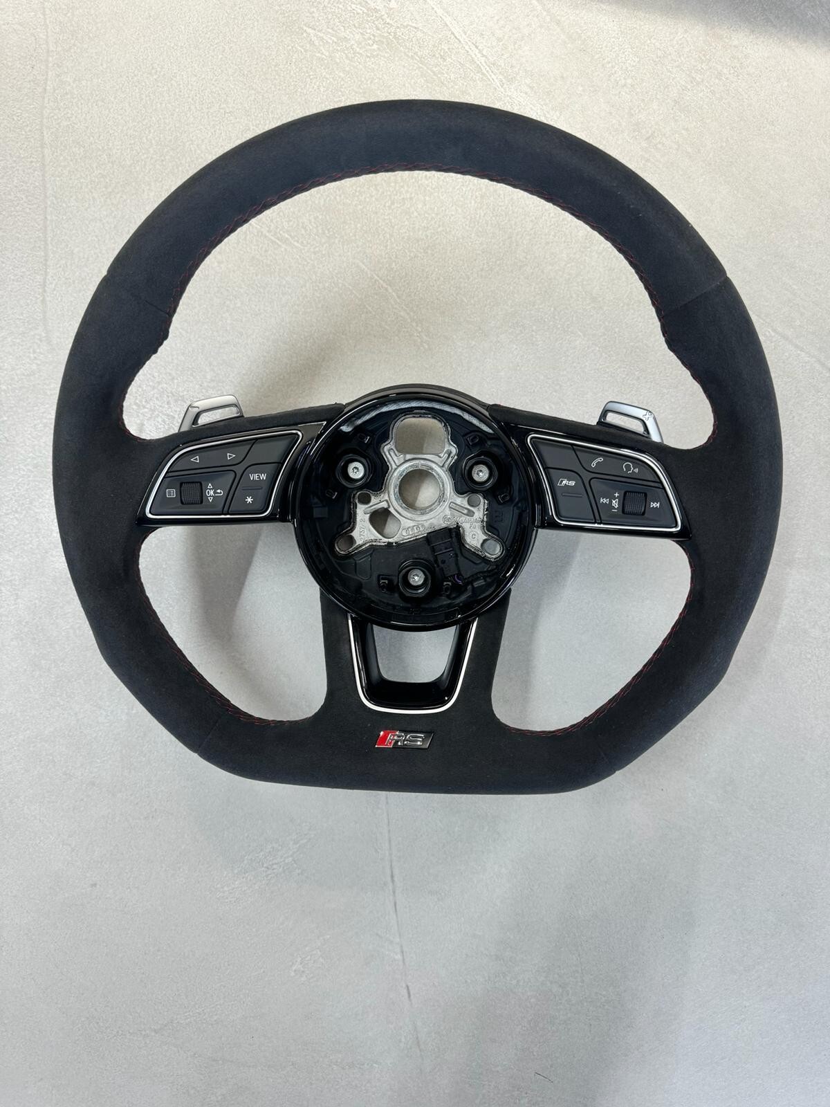 AUDI RS4 RS5 RS LENKRAD ALCANTARA SPORT LENKRAD SCHALTWIPPEN ABGEFLACHT NEU ORIG - Obrázek 3