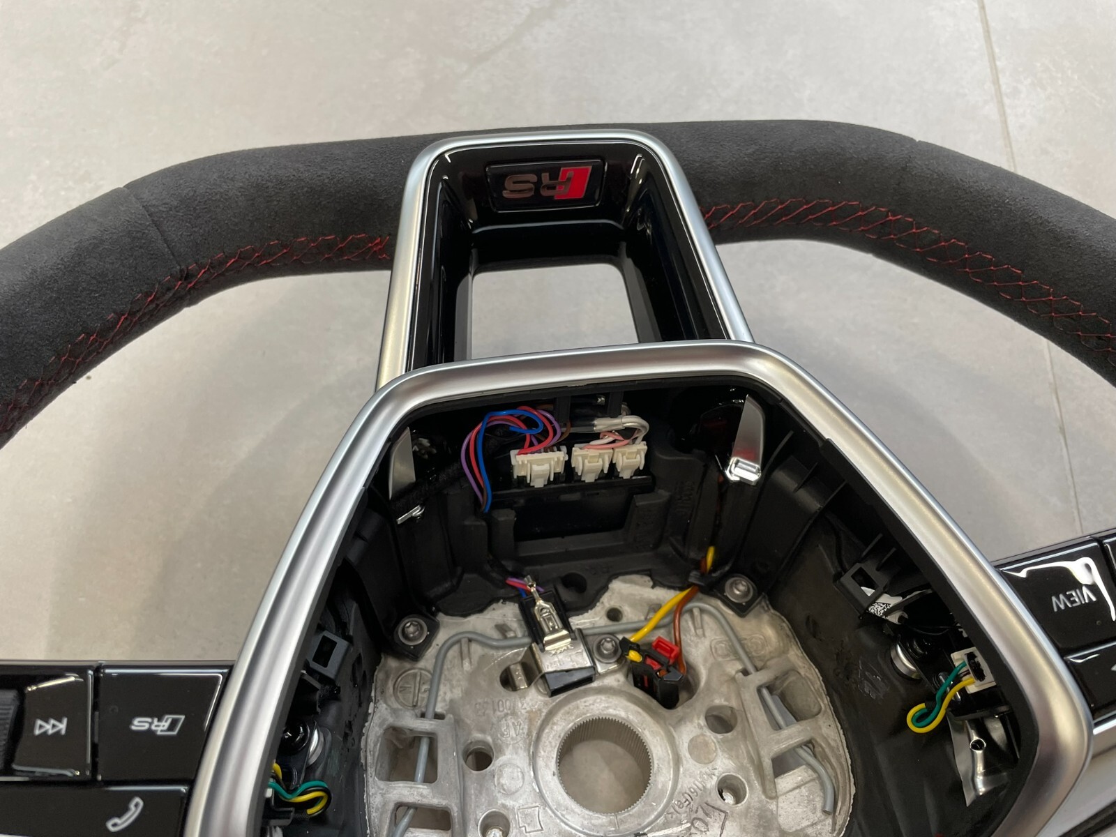 AUDI RS6 RS7 4K C8 SPORT LENKRAD ALCANTARA ABGEFLACHT BEHEIZT+KOMBISCHALTER NEU - Obrázek 13