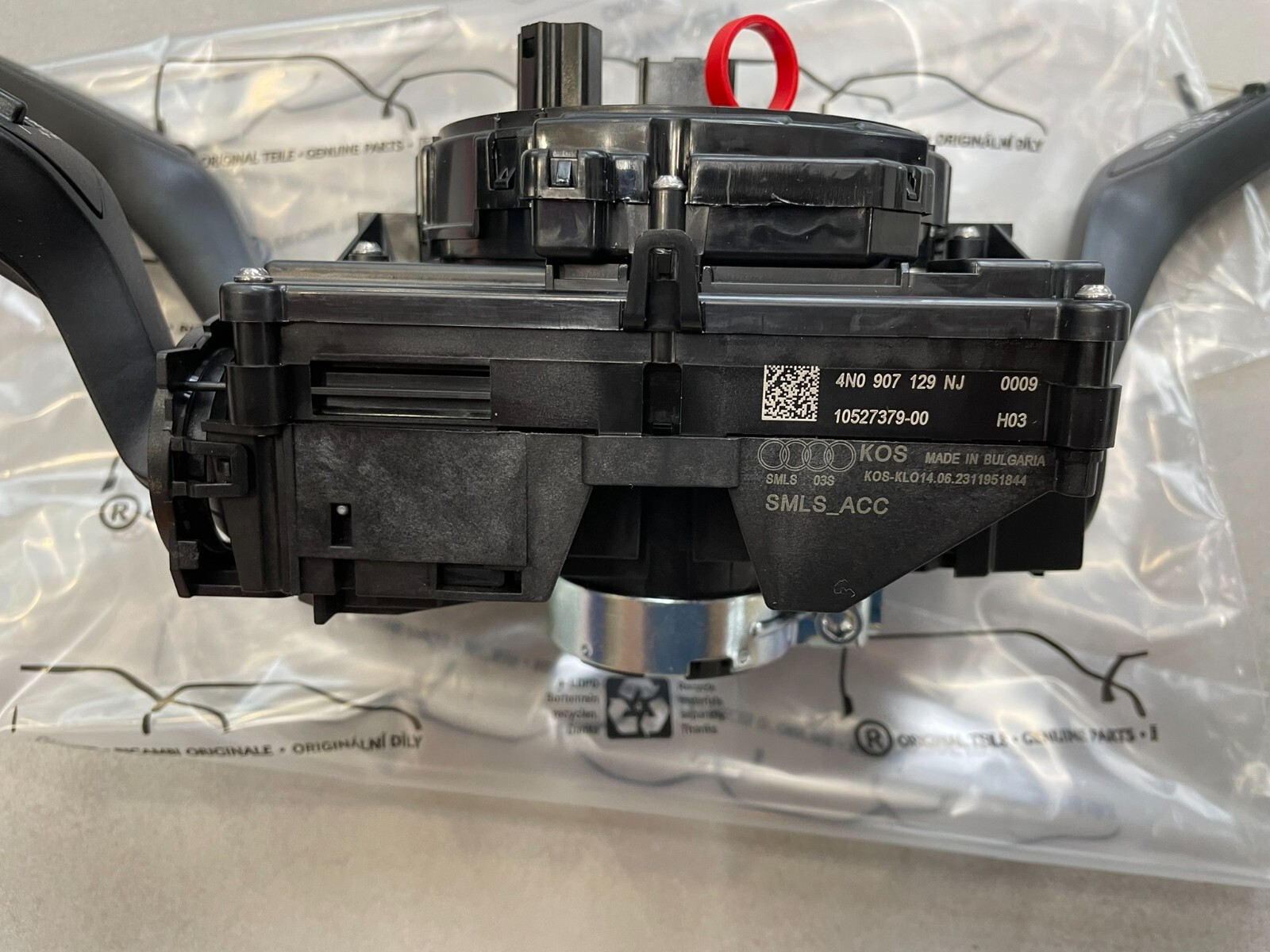 AUDI RS6 RS7 4K C8 SPORT LENKRAD ALCANTARA ABGEFLACHT BEHEIZT+KOMBISCHALTER NEU - Obrázek 5