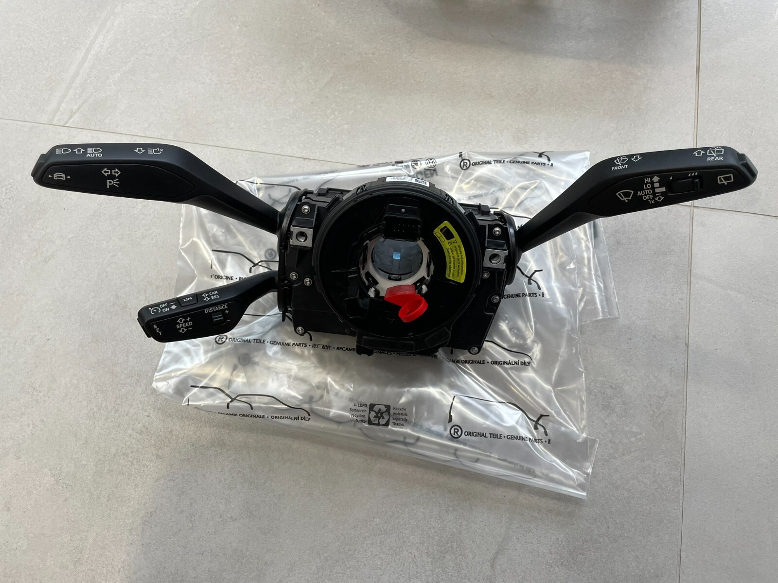 AUDI RS6 RS7 4K C8 SPORT LENKRAD ALCANTARA ABGEFLACHT BEHEIZT+KOMBISCHALTER NEU - Obrázek 6