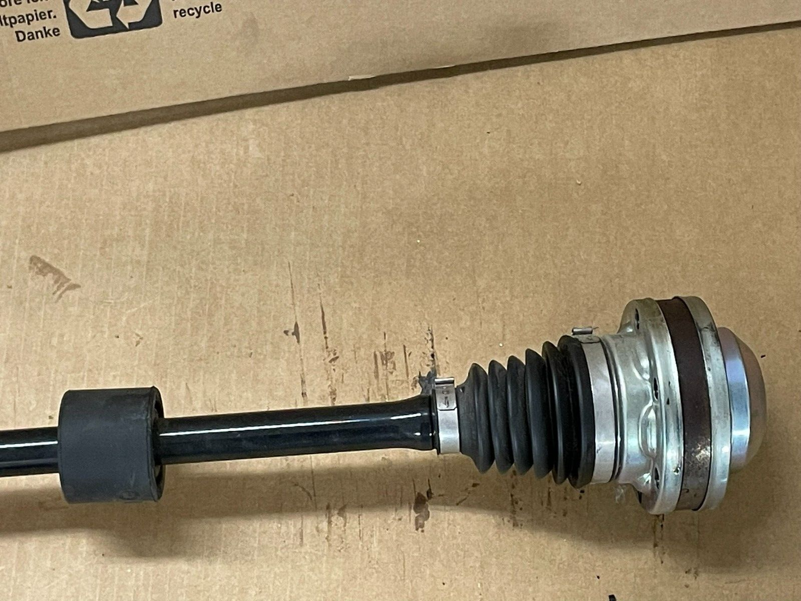 AUDI VW ŠKODA... GELENKWELLE MIT GLEICHLAUFGELENK UND TILGERGEWICHT 3Q0407272AR - Obrázek 7