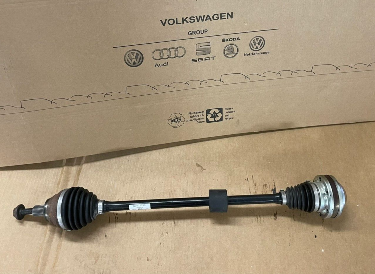 AUDI VW ŠKODA... GELENKWELLE MIT GLEICHLAUFGELENK UND TILGERGEWICHT 3Q0407272AR