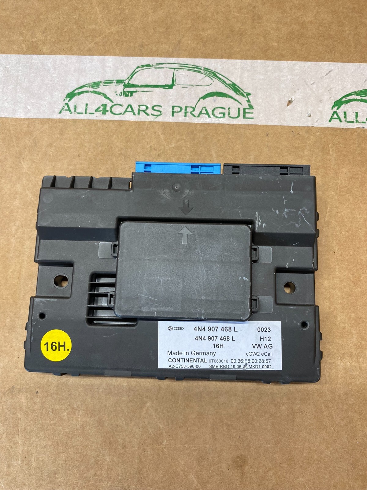 AUDI, WV INTERFACE GATEWAY STEUERGERÄT 4N4907468L ORIG.NEU!!!