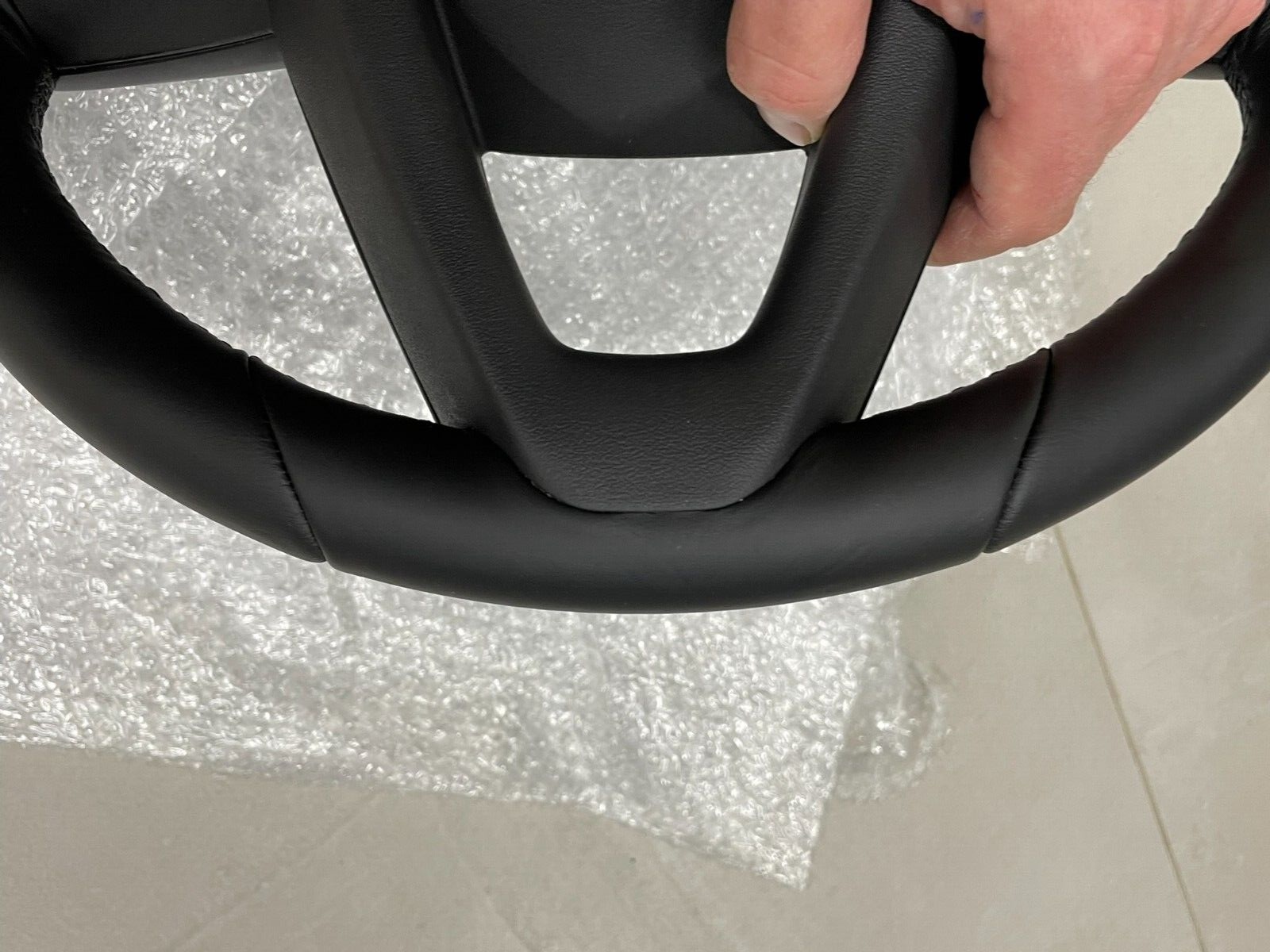 BMW 5, 6, 7 G30 G31 G32 G11 MULTIFUNKCIONAL LEATHER STEERING WHEEL WITH PADDELS - Obrázek 24