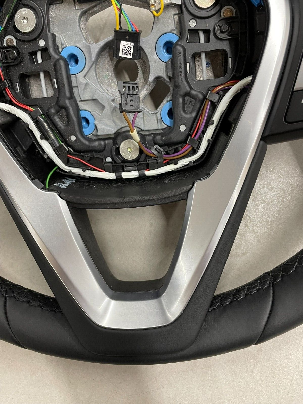 BMW 5, 6, 7 G30 G31 G32 G11 MULTIFUNKCIONAL LEATHER STEERING WHEEL WITH PADDELS - Obrázek 6