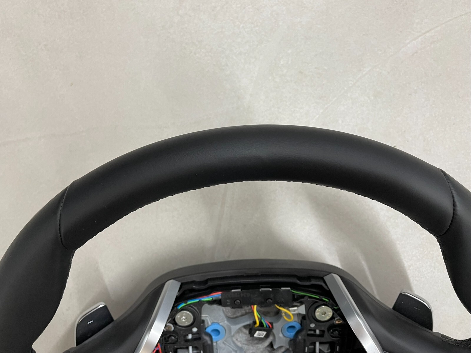 BMW 5, 6, 7 G30 G31 G32 G11 MULTIFUNKCIONAL LEATHER STEERING WHEEL WITH PADDELS - Obrázek 9