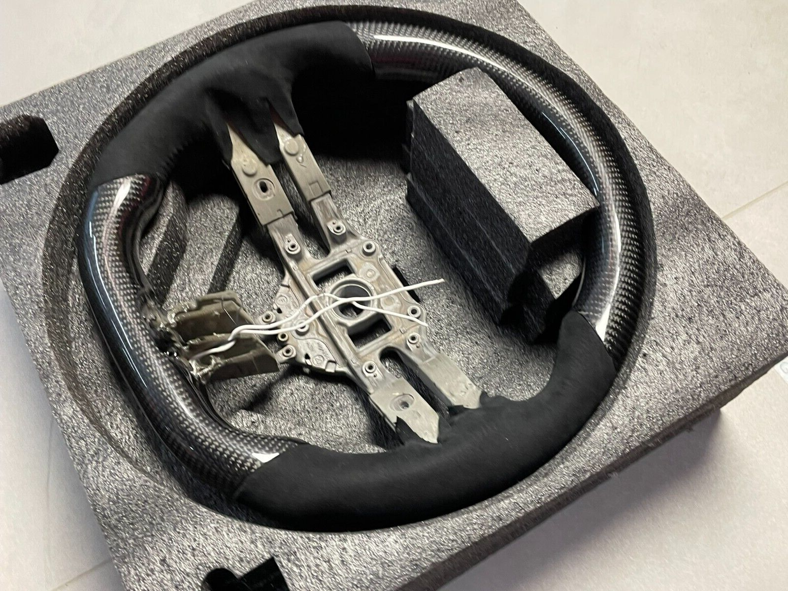 CARBON ALCANTARA LENKRAD FÜR MERCEDES AMG LEERES RAHMEN INDIVIDUEL PRODUKT NEU - Obrázek 9