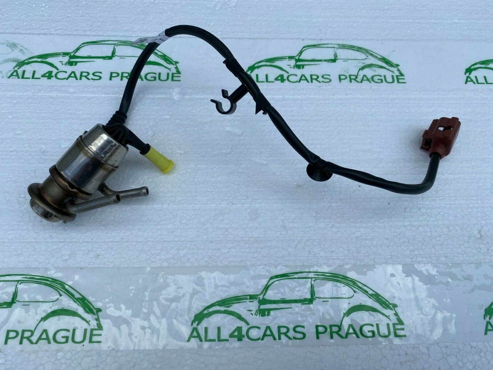 Einspritzventil Einspritzdüse Reduktionsmittel Adblue VW AUDI SKODA 04L131113P - Obrázek 3