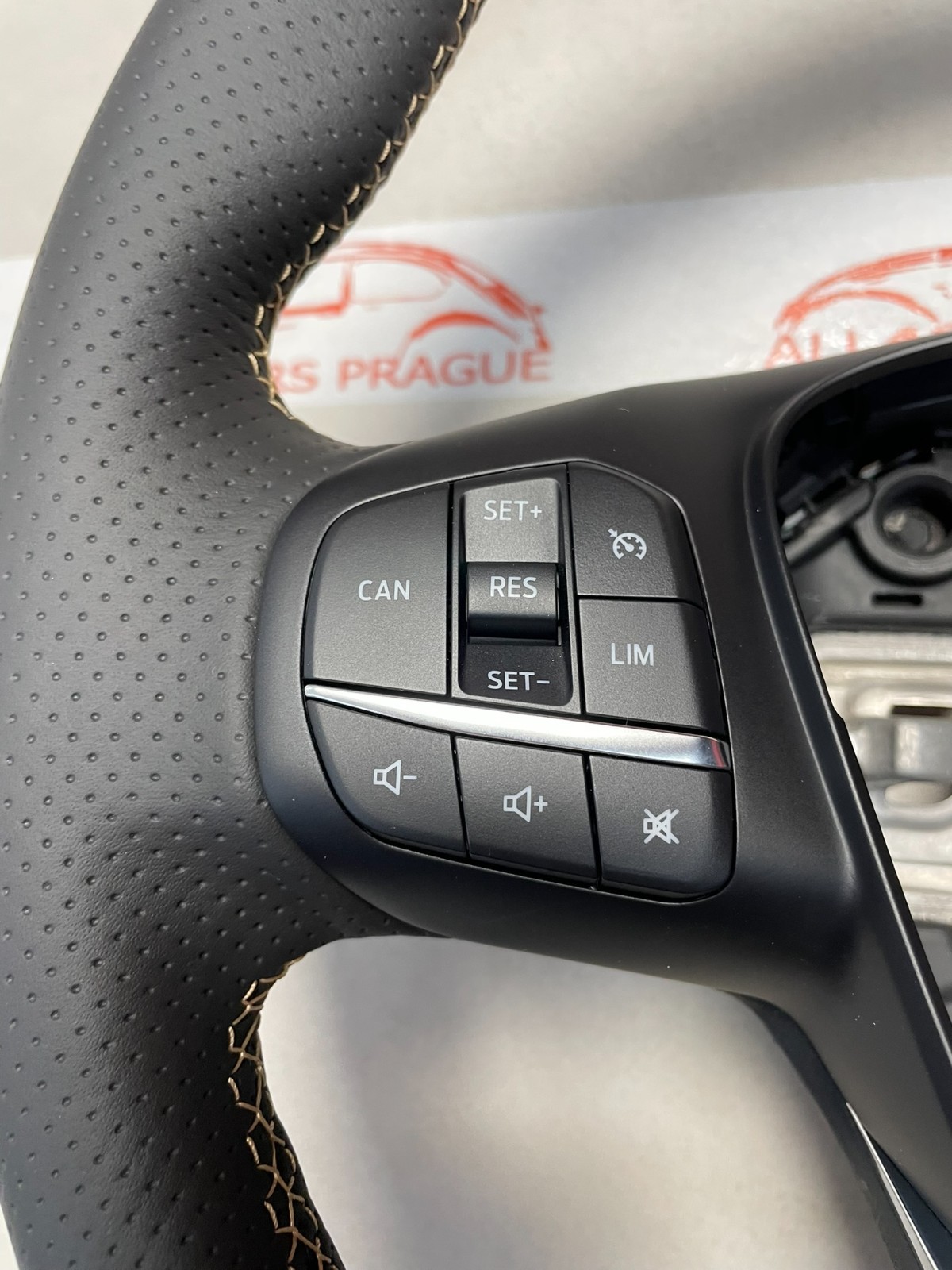 FORD FOCUS ST-LINE SPORTLENKRAD ABGEFLACHT 21816000129 - KX7J3600MC31FQ NEW OE! - Obrázek 3