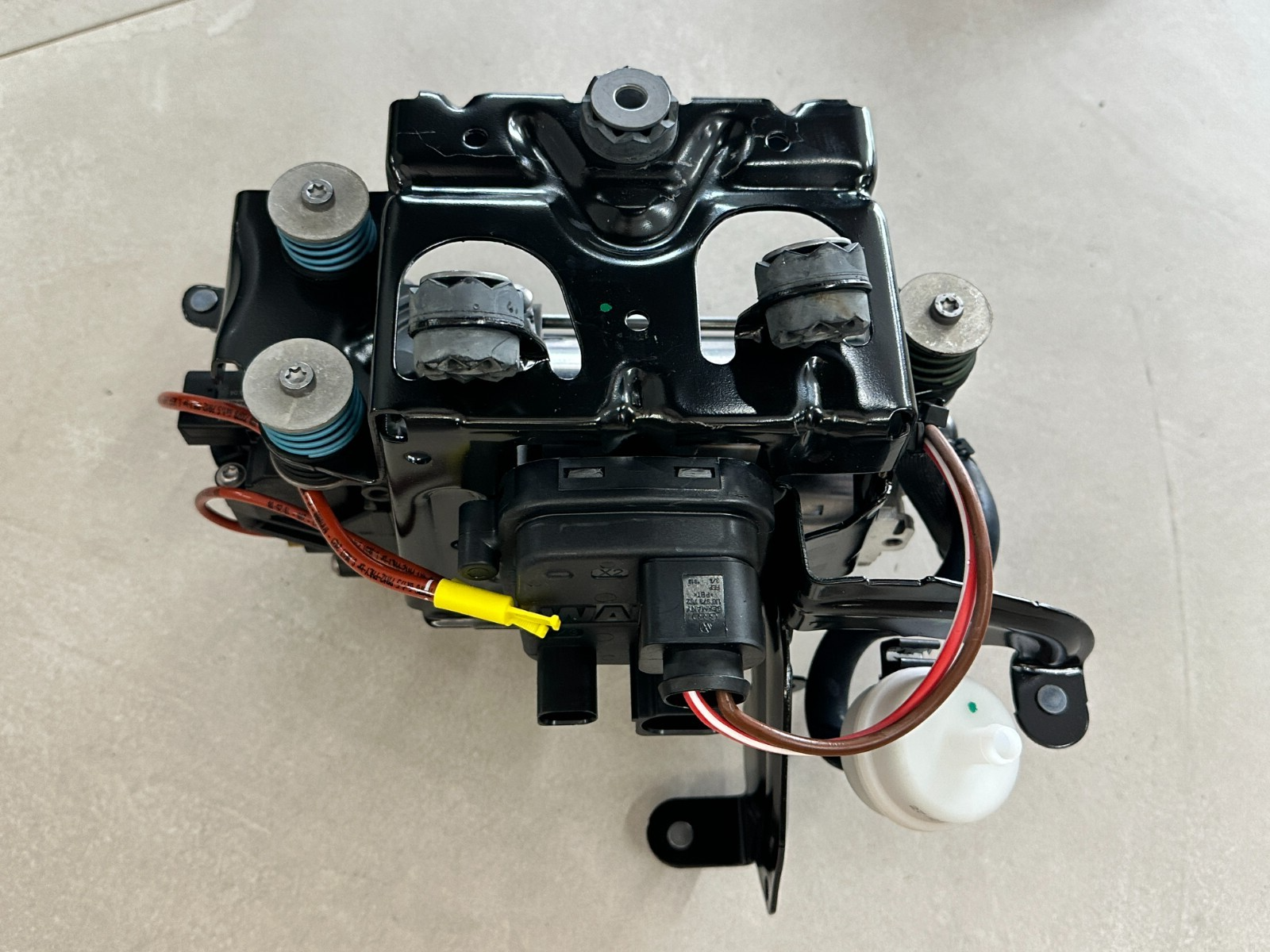 LUFTFEDERUNG KOMPRESOR PORSCHE CAYENNE 9Y, MACAN 95B 4M0616005H ORIGINAL NEU - Obrázek 21