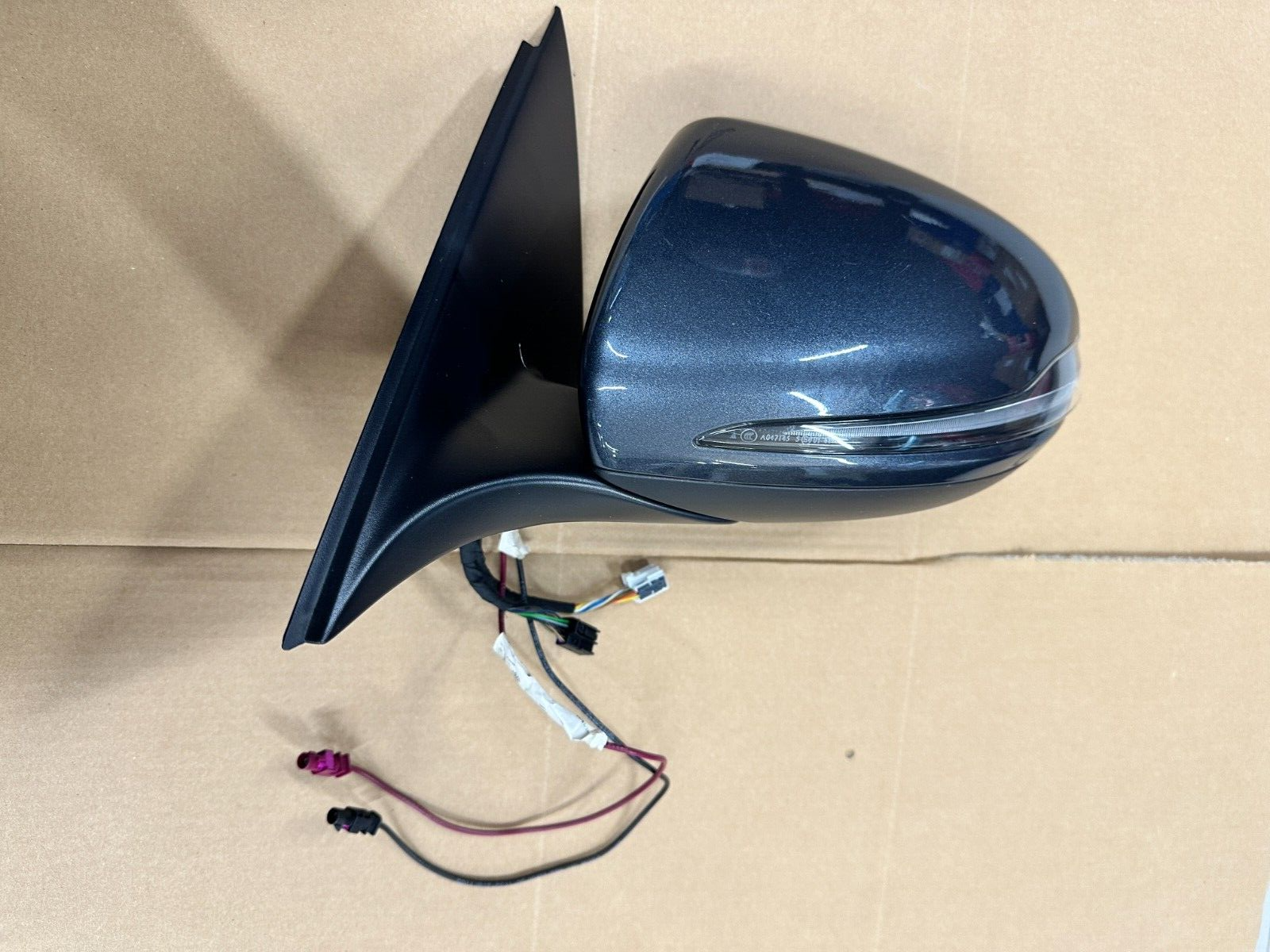 MERCEDES AUßENSPIEGEL SPIEGEL MIT TOTEM WINKEL A2058103516 ORIGINAL. 4 - Obrázek 6