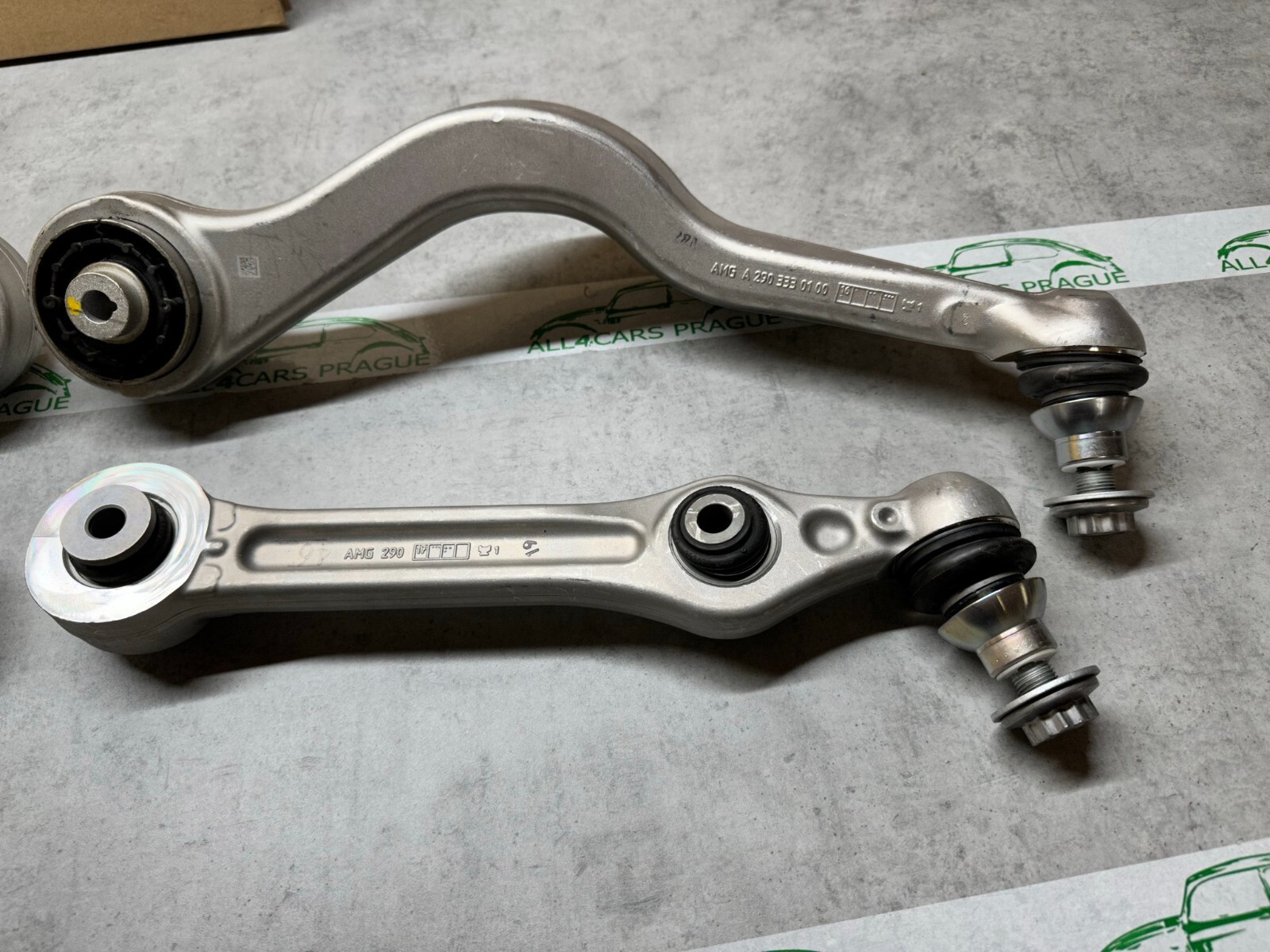 MERCEDES-BENZ AMG GT X290 QUERLENKER SATZ VORNE UNTEN A2903330100 A2903330200... - Obrázek 4