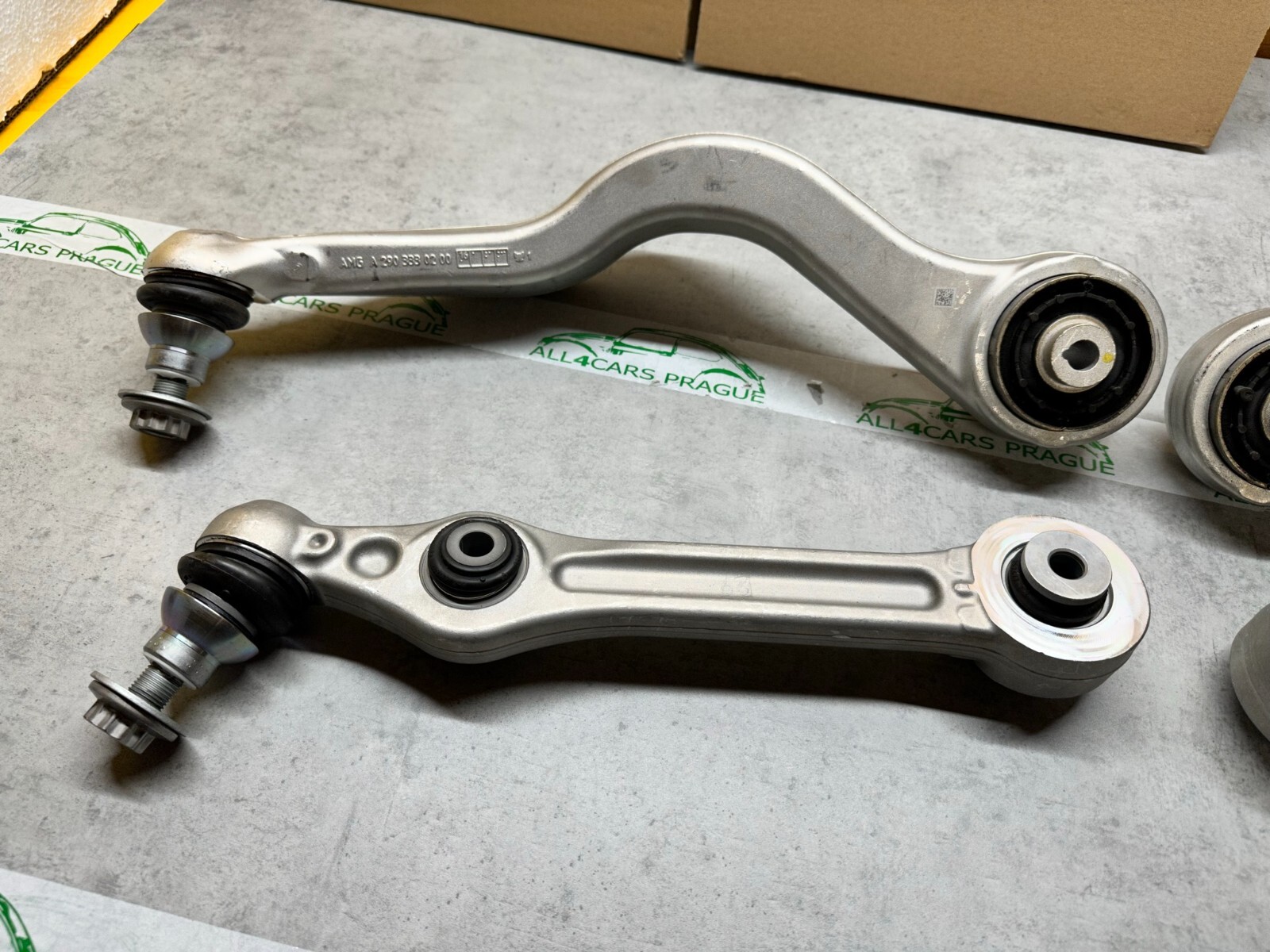 MERCEDES-BENZ AMG GT X290 QUERLENKER SATZ VORNE UNTEN A2903330100 A2903330200... - Obrázek 5