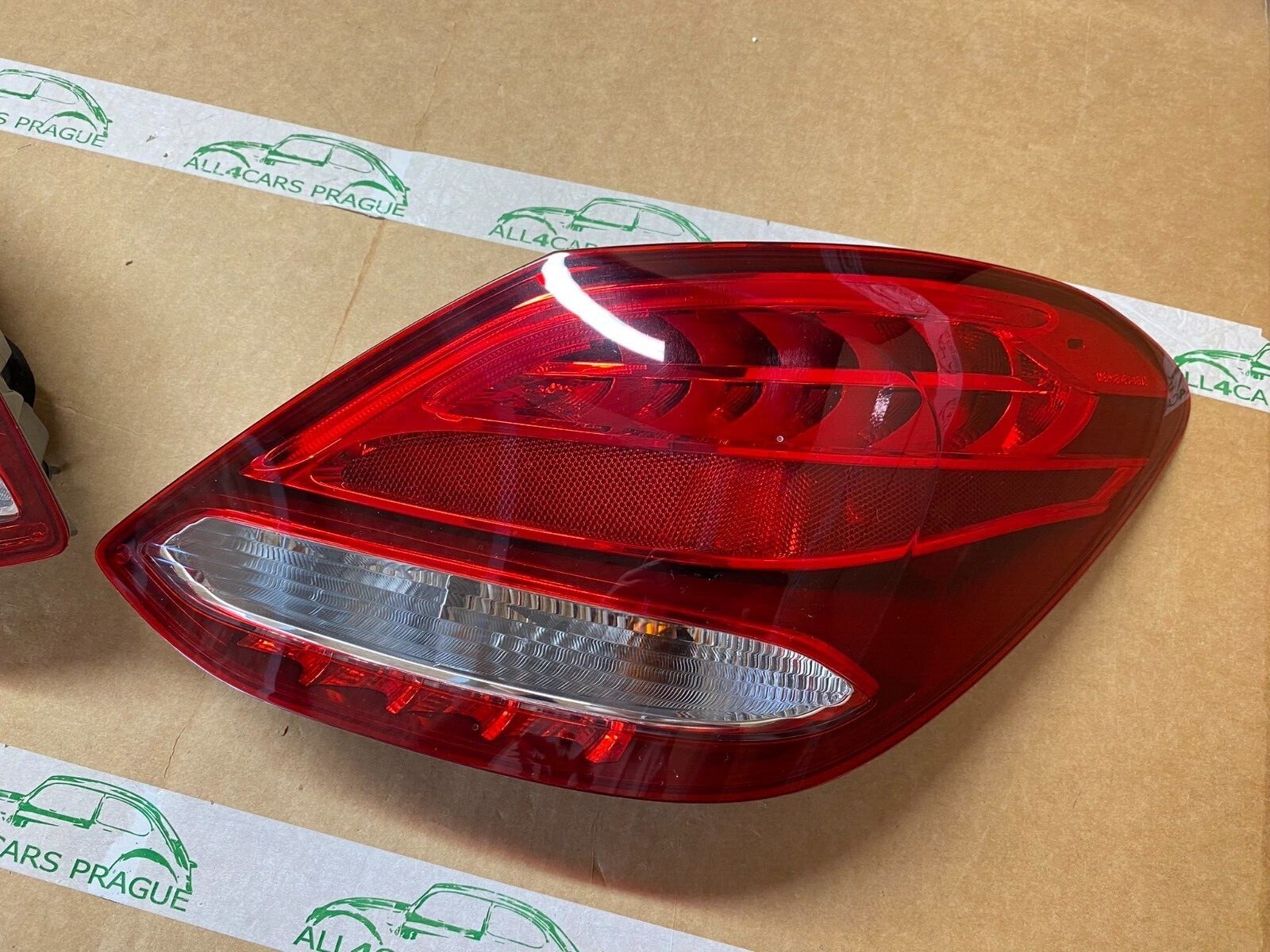 MERCEDES-BENZ C-KLASSE W205 RÜCKLICHT HINTEN R+L A2059061802 A2059061902 ORIG. - Obrázek 4