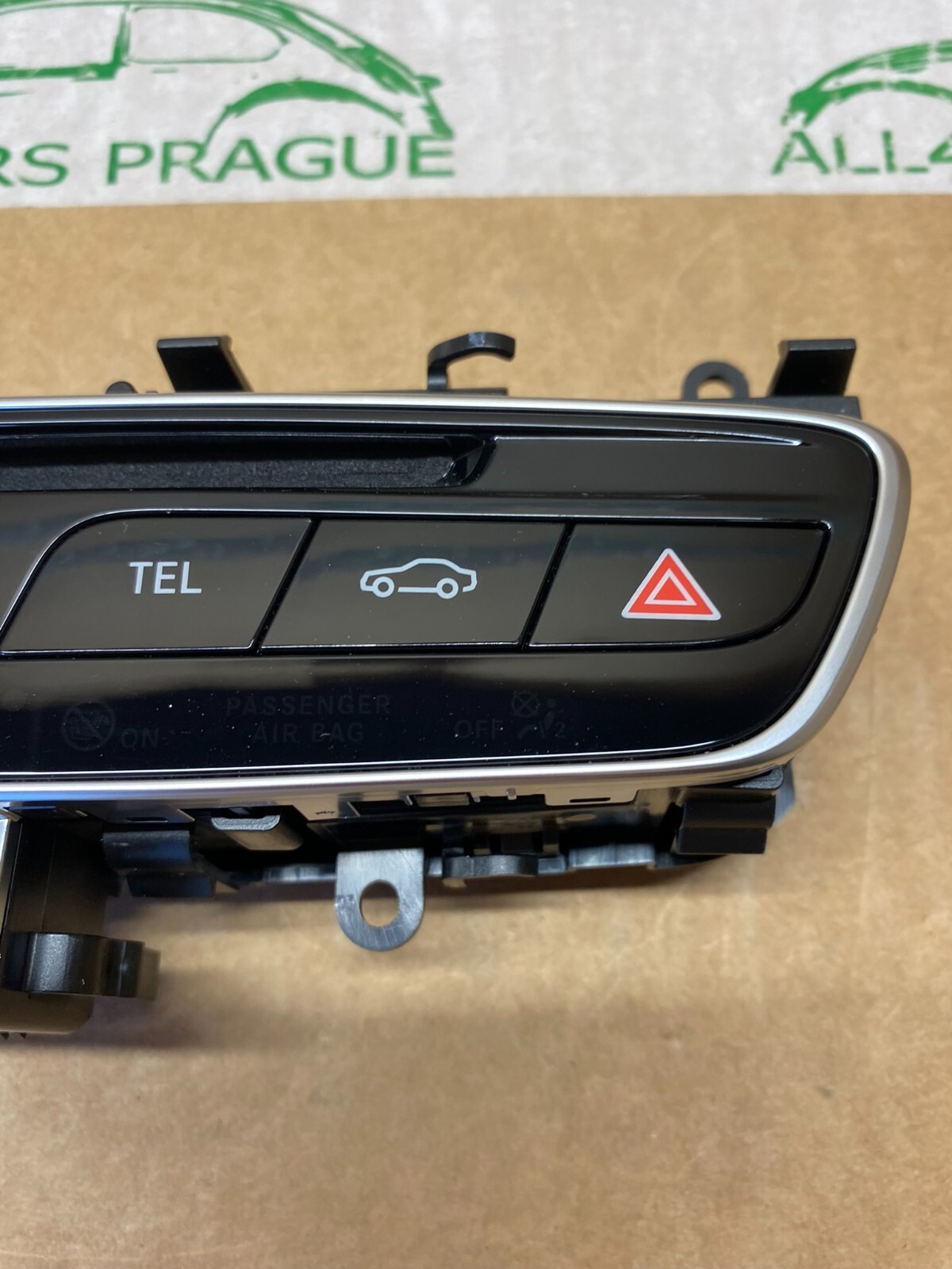 MERCEDES C-KLASSE W205 BEDIENSCHALTER WARNBLINKER A2059053901 FAST NEU ORIG.! - Obrázek 4