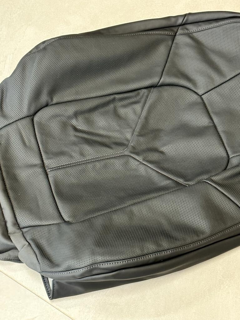 PORSCHE CAYENNE 7P5 SITZ BEZUG 7P5881805CH SITZBEZUG SCHWARZ LEDER GELOCHT NEU ! - Obrázek 4