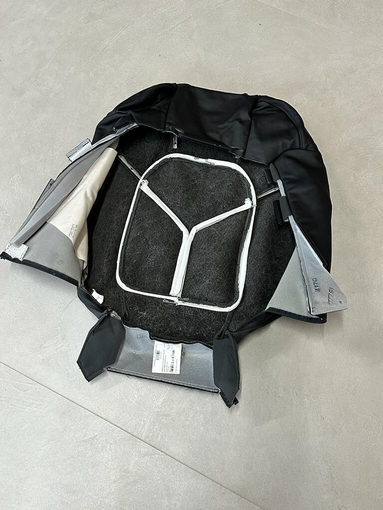 PORSCHE CAYENNE 7P5 SITZ BEZUG 7P5881805CH SITZBEZUG SCHWARZ LEDER GELOCHT NEU ! - Obrázek 7