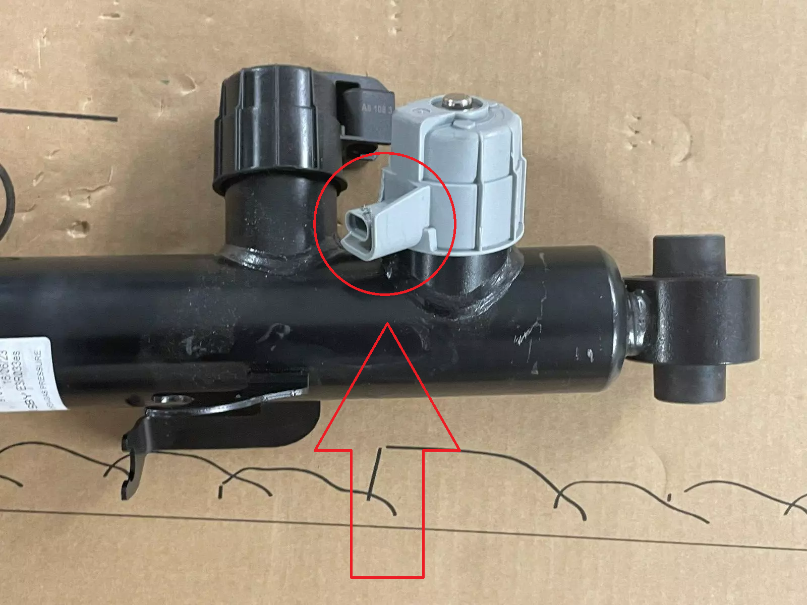 PORSCHE CAYENNE 9YA-2 STOSSDÄMPFER ELEKTRISCH HINTER LINKS 9Y0513027F ORIG NEU - Obrázek 15