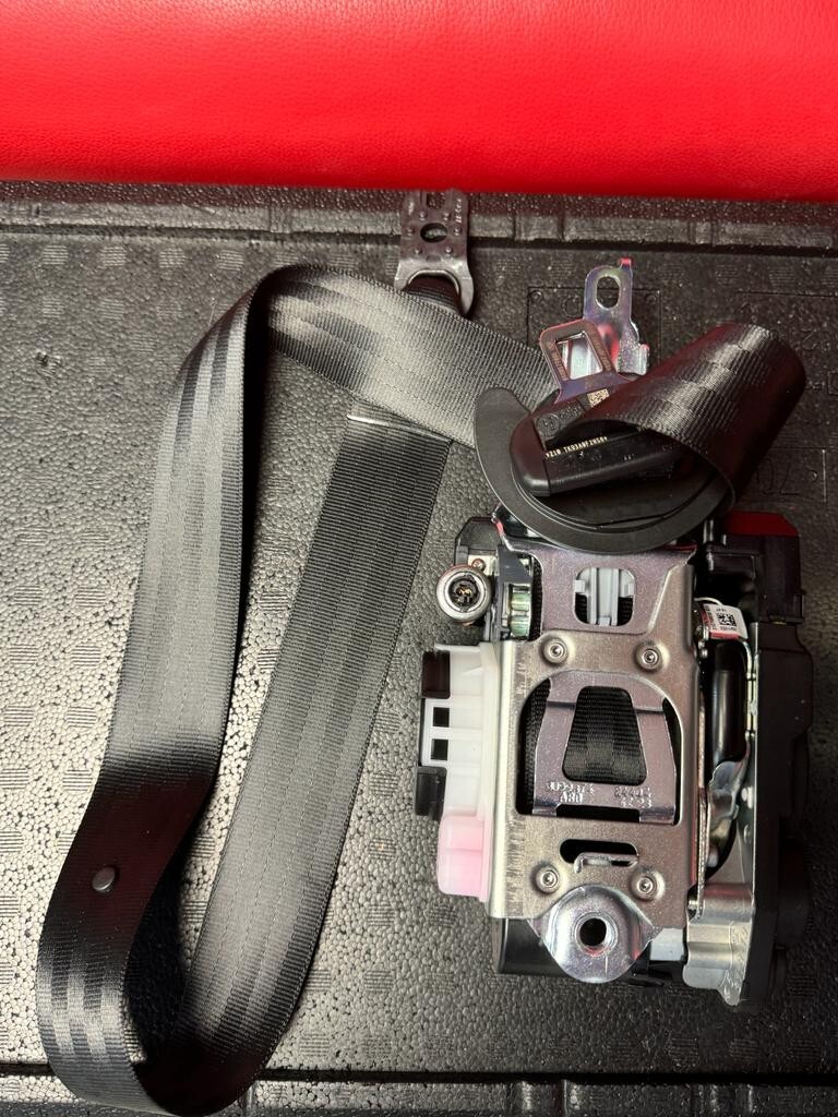 PORSCHE CAYENNE SICHERHEITS GURTEN SEATBELTS R+L 9Y0857705K 9Y0857706K ORIG.NEU - Obrázek 4