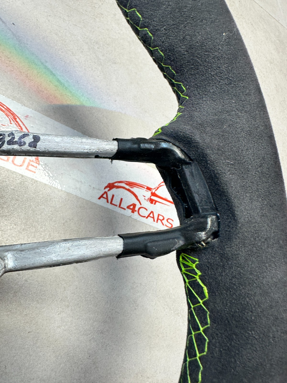 PORSCHE GTS TURBO LEERES RAHMEN LENKRAD BEHEIZT SCHWARZ (GRÜN) ALCANTARA LEDER - Obrázek 11