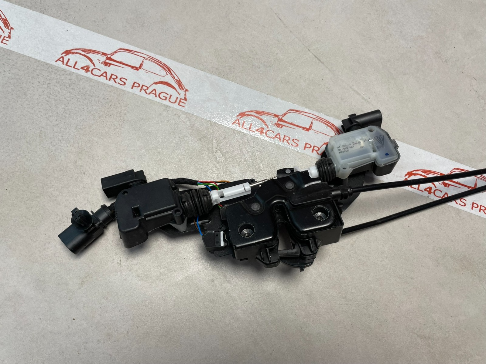 PORSCHE MACAN 95C VERSCHLUSS SCHLOSS MOTORHAUBE ABDECKUNG 95C823509E FAST NEU OE - Obrázek 13