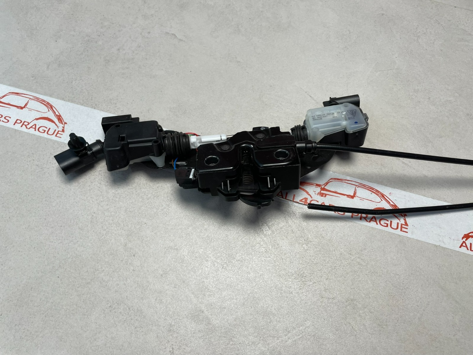 PORSCHE MACAN 95C VERSCHLUSS SCHLOSS MOTORHAUBE ABDECKUNG 95C823509E FAST NEU OE - Obrázek 17