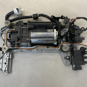 PORSCHE PANAMERA  LUFTKOMPRESSOR FÜR FAHRWERK 976616006C PAE616006 KOMPLET NEU !