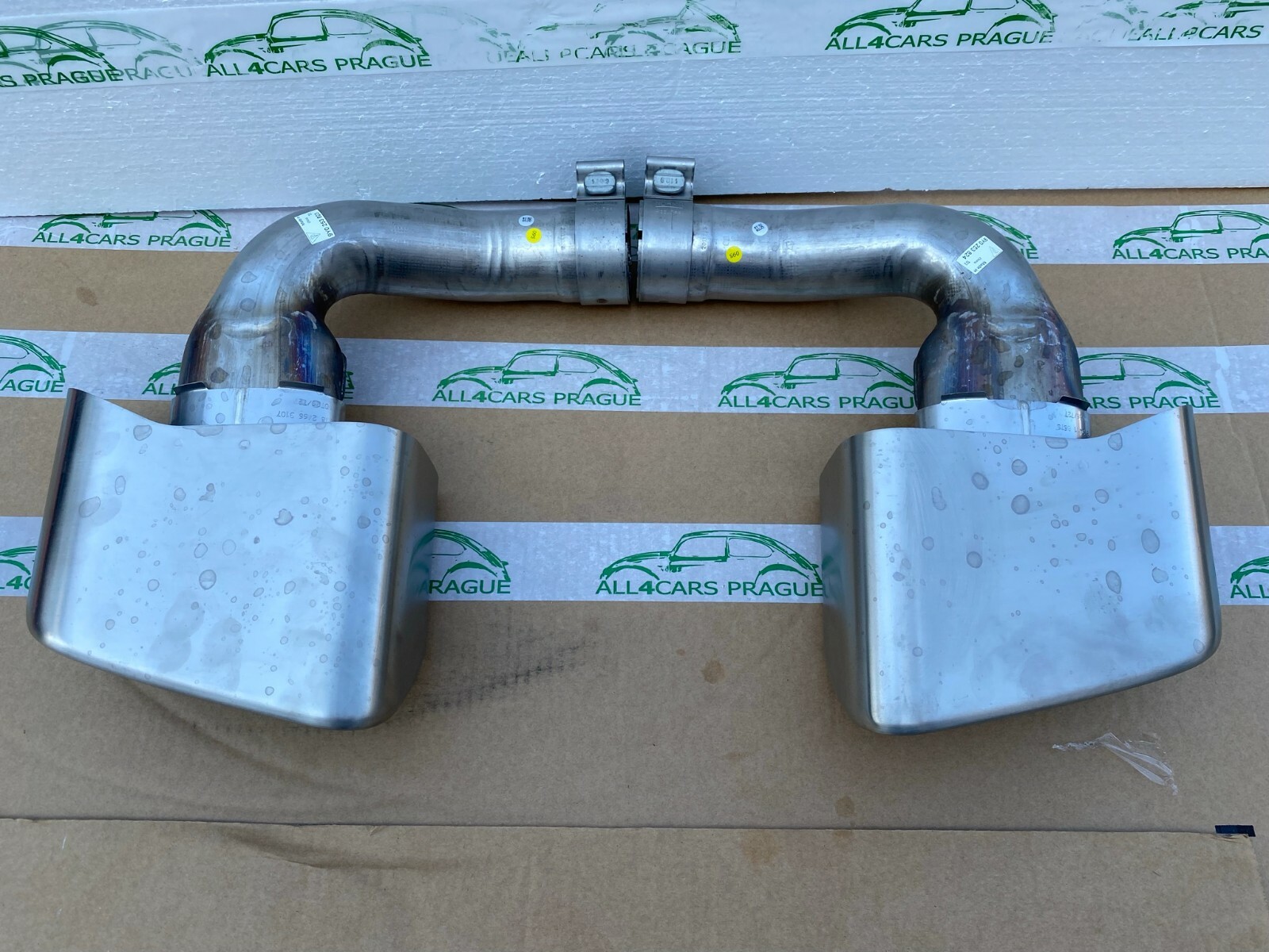 Porsche Cayenne Endrohre Auspuff Tips 9Y0 253 823 / 9Y0 253 824 ORIG. NEU - Obrázek 4