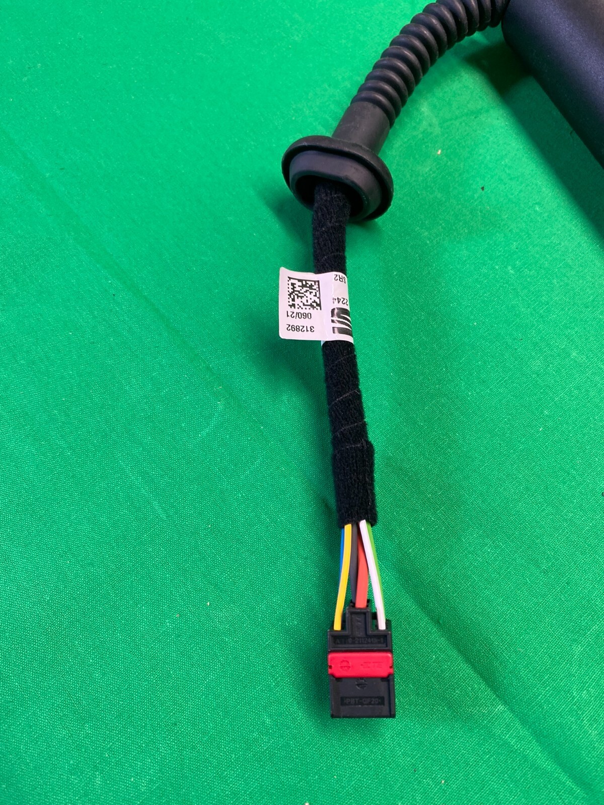 SEAT FORMENTOR ELEKTRISCHE ANTRIEBSEINHEIT FÜR ELEKTRISCHE HECKKLAPE 5FF827851 - Obrázek 8