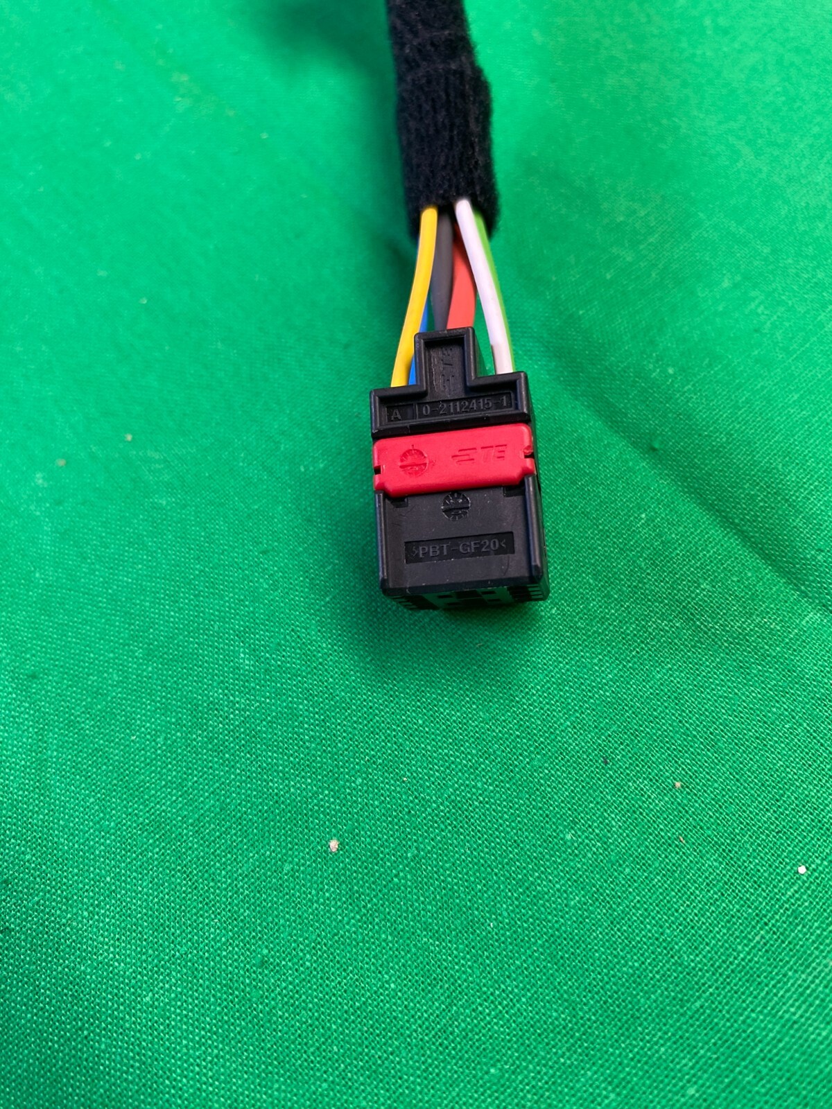 SEAT FORMENTOR ELEKTRISCHE ANTRIEBSEINHEIT FÜR ELEKTRISCHE HECKKLAPE 5FF827851 - Obrázek 9