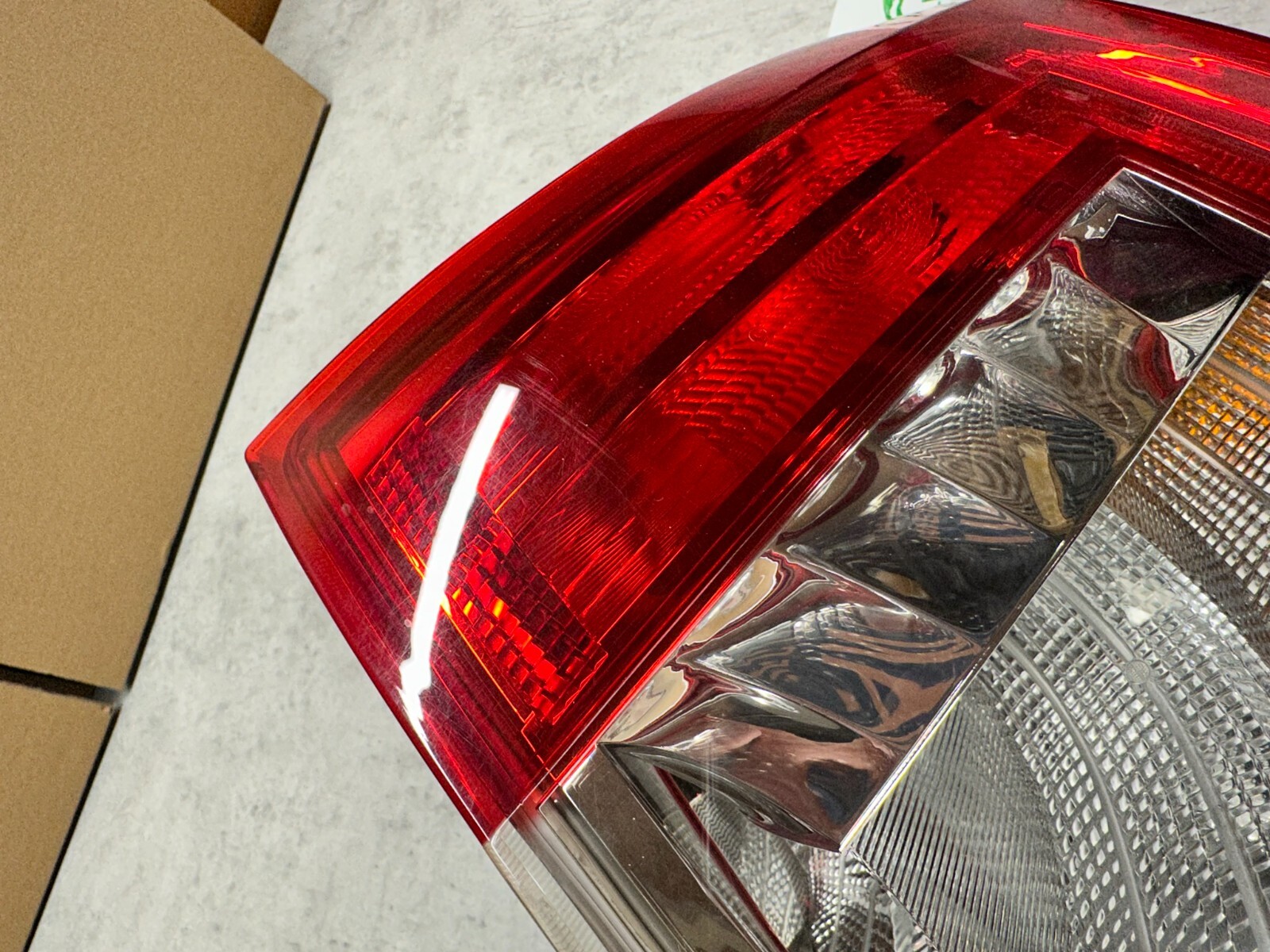 SKODA OCTAVIA III COMBI 2013-2017 RÜCKLEUCHTE 5E9945096 LED RECHTS ORIG. SKODA - Obrázek 12