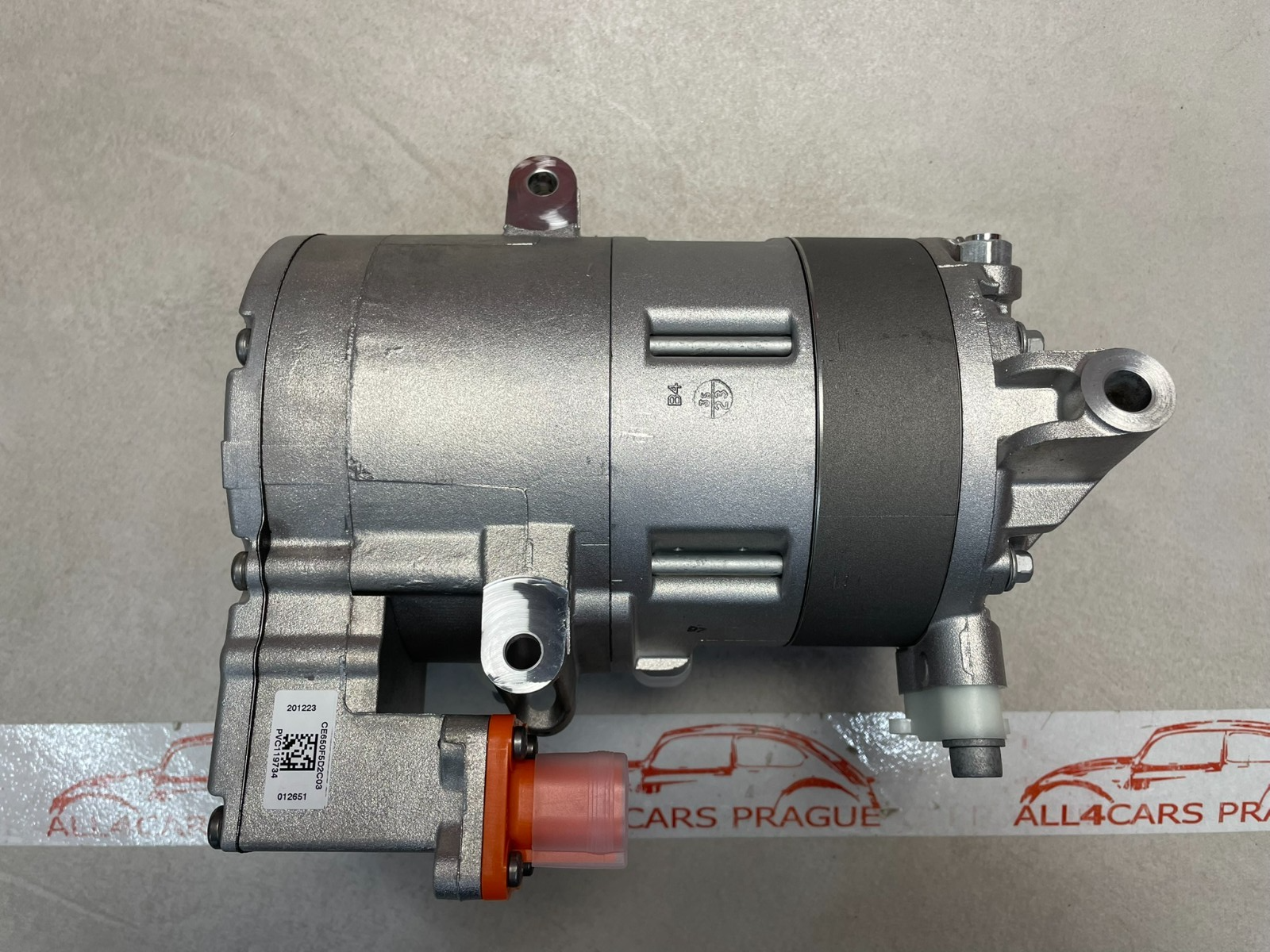 ŠKODA OCTAVIA KLIMAKOMPRESSOR HYBRID 5QE816803M ORIG. VW TEIL 5QE816803M NEU !! - Obrázek 10