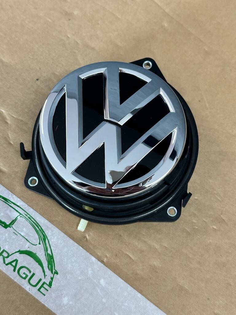 VOLKSWAGEN GOLF VARIANT HECKKLAPPENGRIFF 5G9827469D FAST NEU DEM. VOM TEST WAGEN