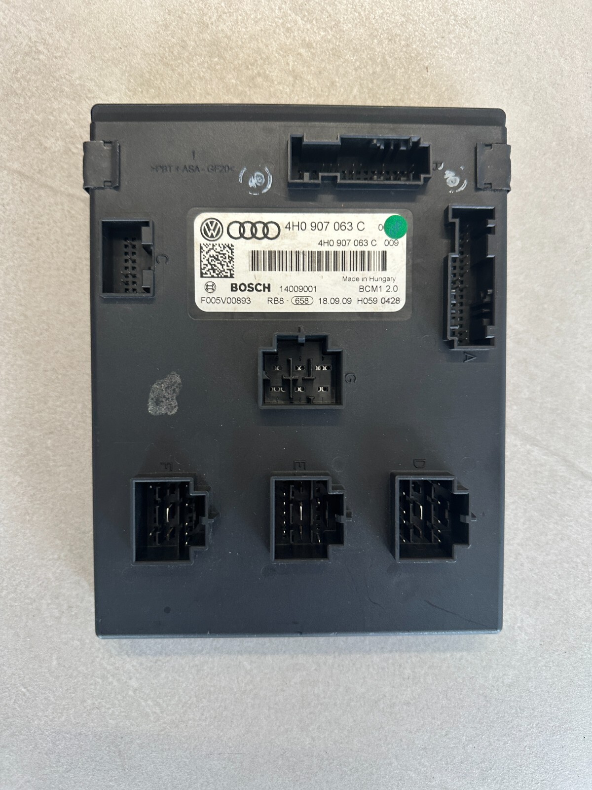 VOLKSWAGEN TOUAREG BORDNETZ-KOMFORTSTEUERGERÄT 4H0907063C Fast Neu Teil .......