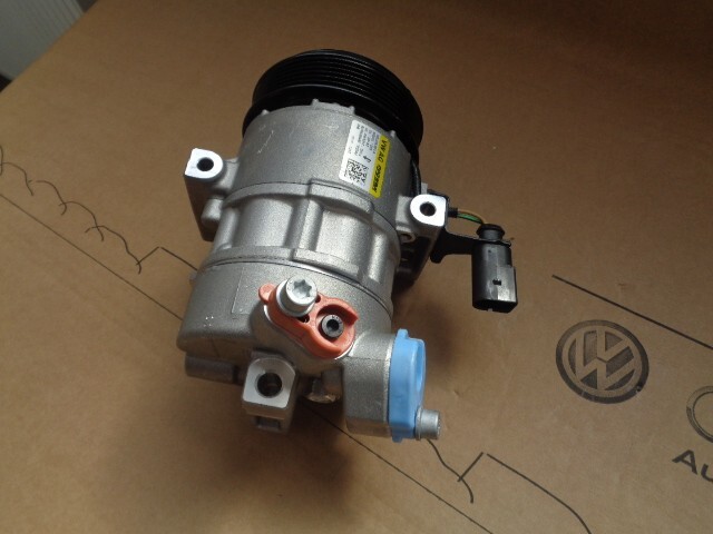 VOLKSWAGEN UP KLIMAKOMPRESSOR 1S0816803A ORIG.VW TEIL - NEU ! - FOTOS GUCKEN !!! - Obrázek 15