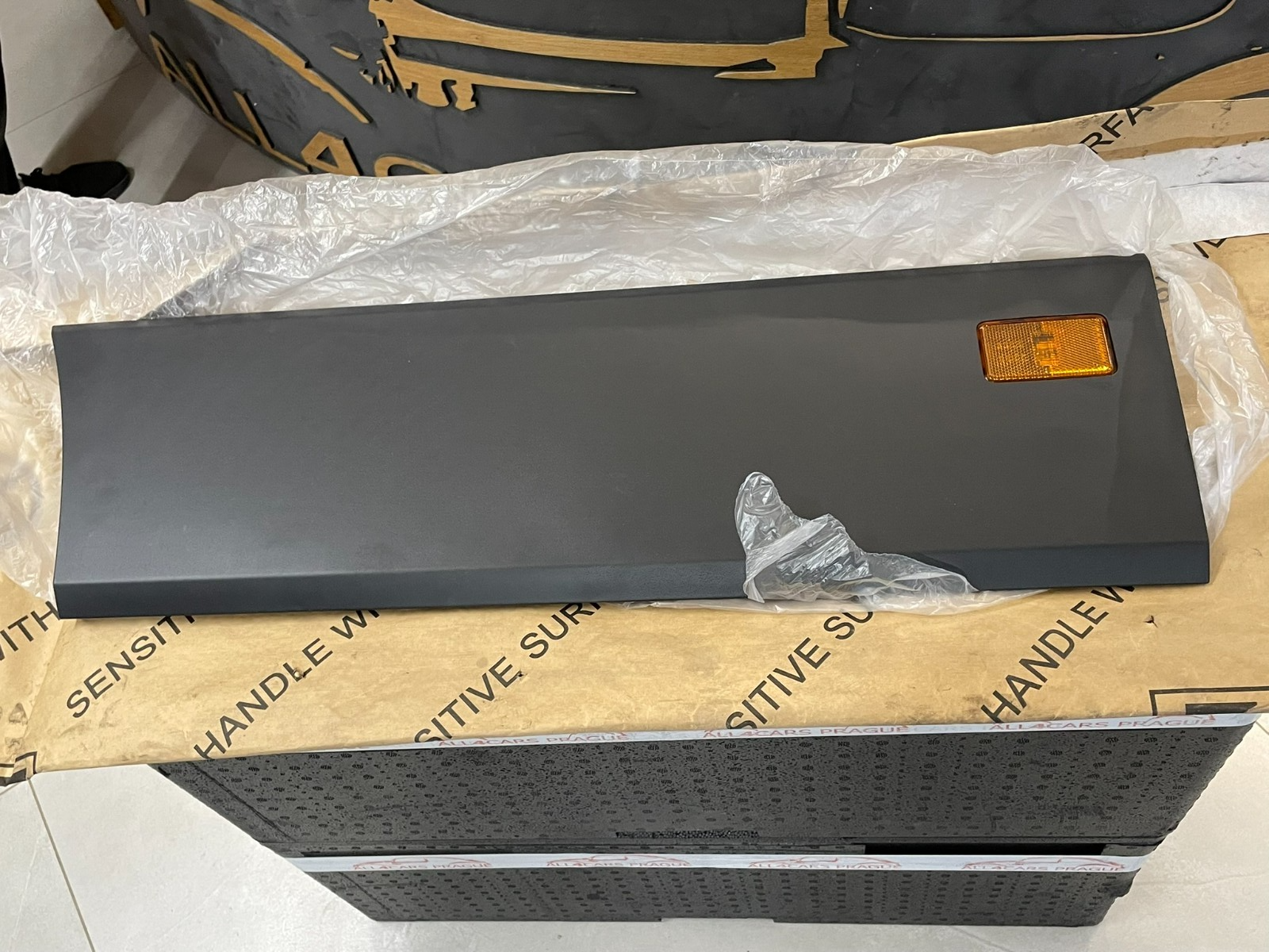 VW CRAFTER TÜR SCHUTZLEISTE VORN + SEITLICHE LEUCHT LINKS 7C0854939E 7C3945061B