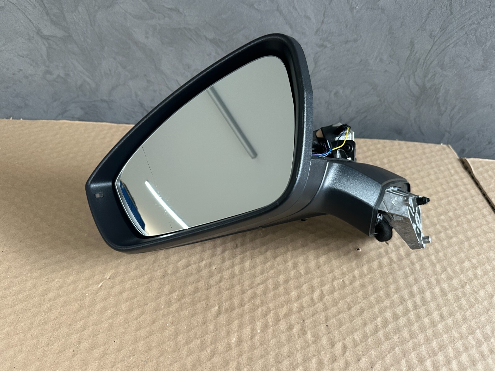 VW ID.4 ID4 AUßENSPIEGEL ELEKTRISCH LINKS FAHRERSEITE MIT KAMERA 11B857501AK NEU