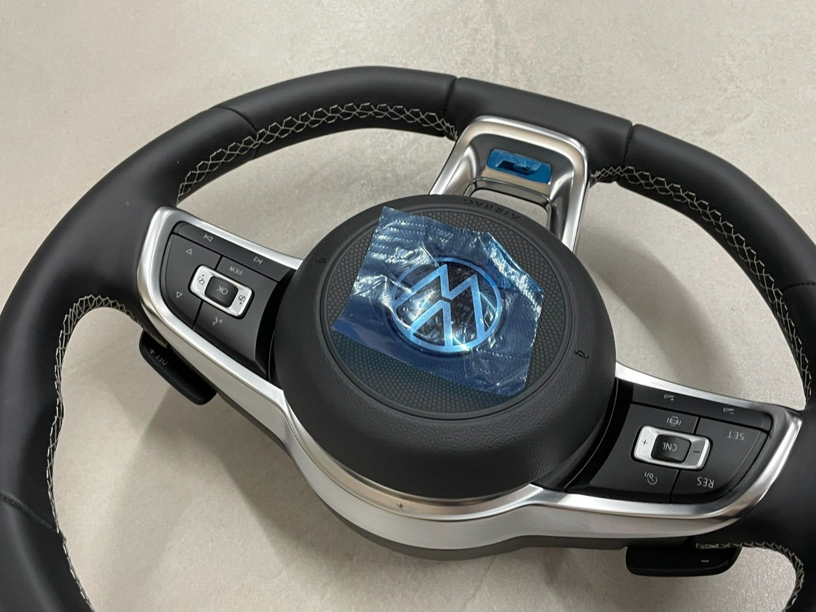 VW LENKRAD R LEDER SPORT KOMPLET GOLF 7/ARTEON/PASSAT/TIGUAN 5G0419091FB ORG.NEU - Obrázek 14