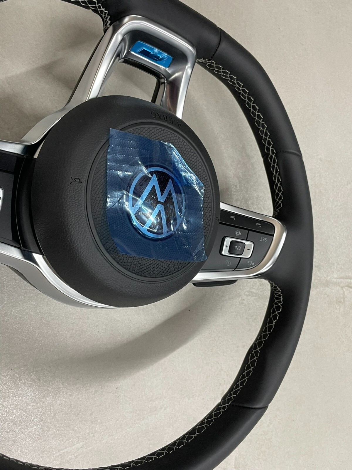 VW LENKRAD R LEDER SPORT KOMPLET GOLF 7/ARTEON/PASSAT/TIGUAN 5G0419091FB ORG.NEU - Obrázek 16