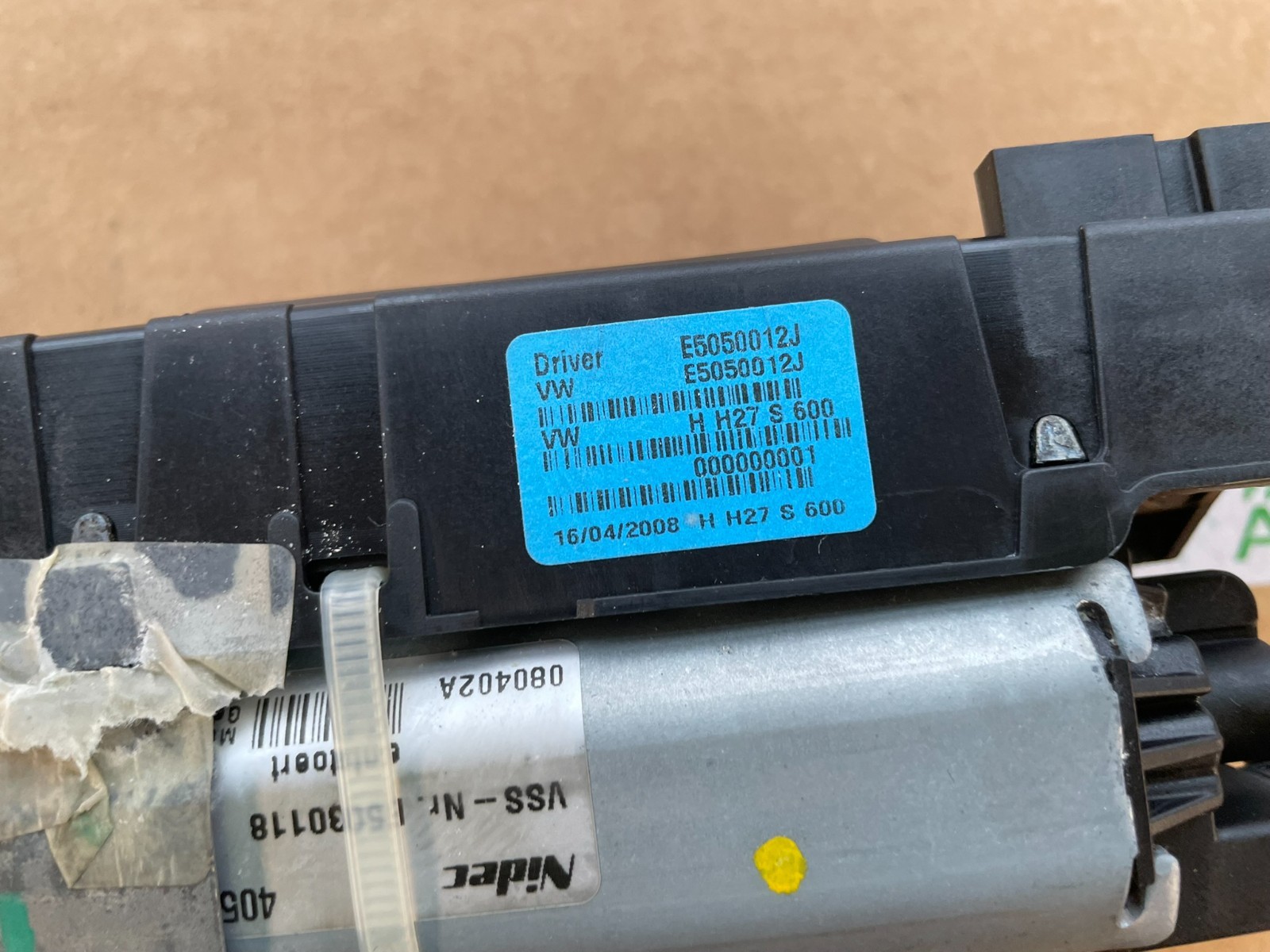 VW PASSAT VARIANT HECKKLAPPE ANTRIEB ANTRIEBSMOTOR 3C9827383E DEM VOM TEST CAR - Obrázek 10