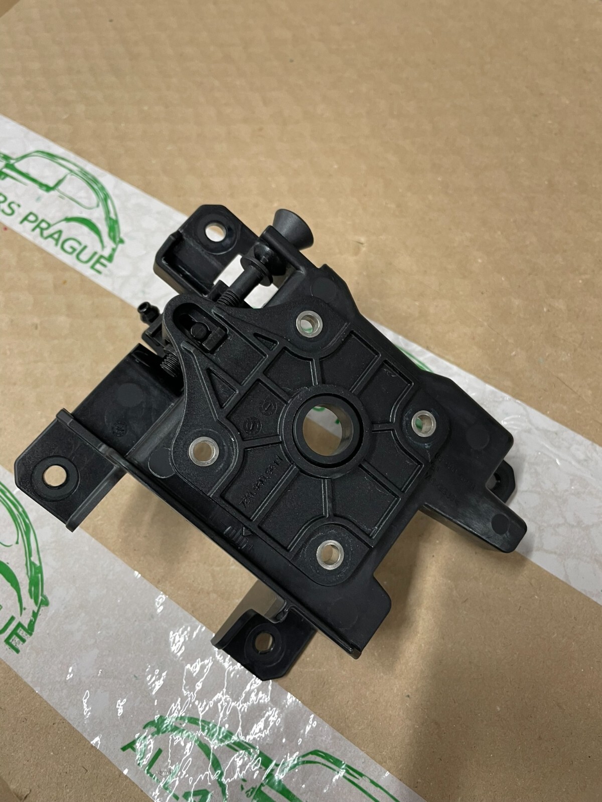 VW TOUAREG HALTERUNG FÜR NACHTSICHTKAMERA 760980561B Fast Neu Teil d v Test Car - Obrázek 9