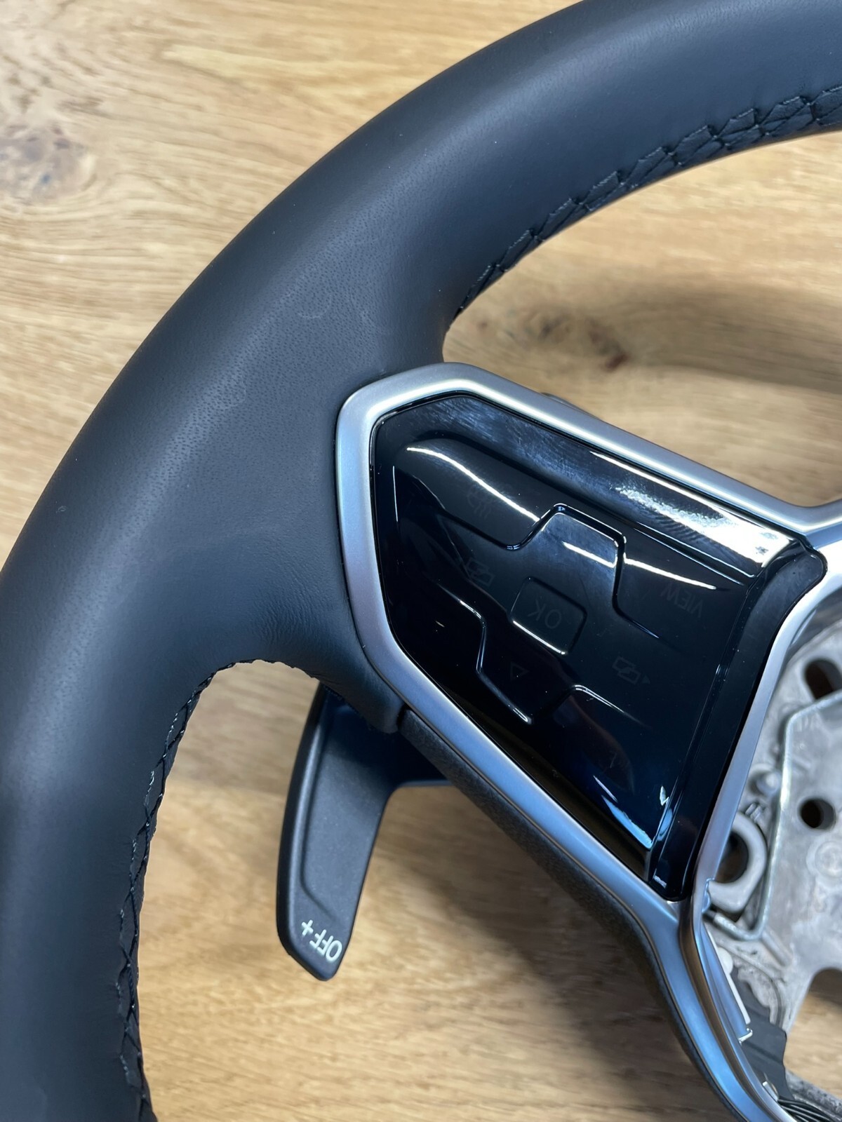 VW TOUAREG MULTIFUNKTIONS LEDER LENKRAD SPORT "R" 760419089Q FAST NEU TEST CAR - Obrázek 17