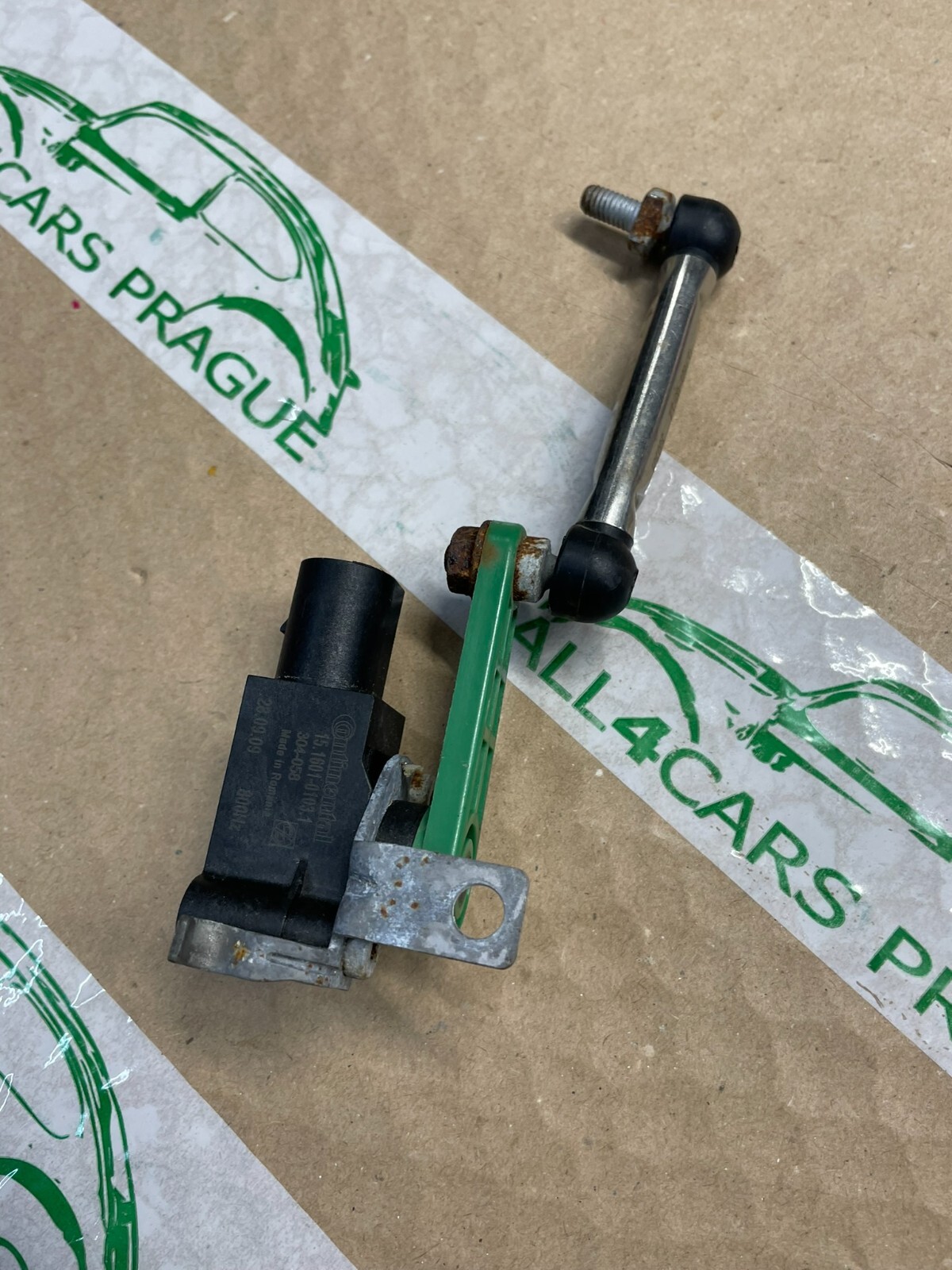 VW TOUAREG NIVEAUSENSOR VORNE LINKS 7P0616213 FAST NEU DEM V TEST WAGEN ORIG. VW