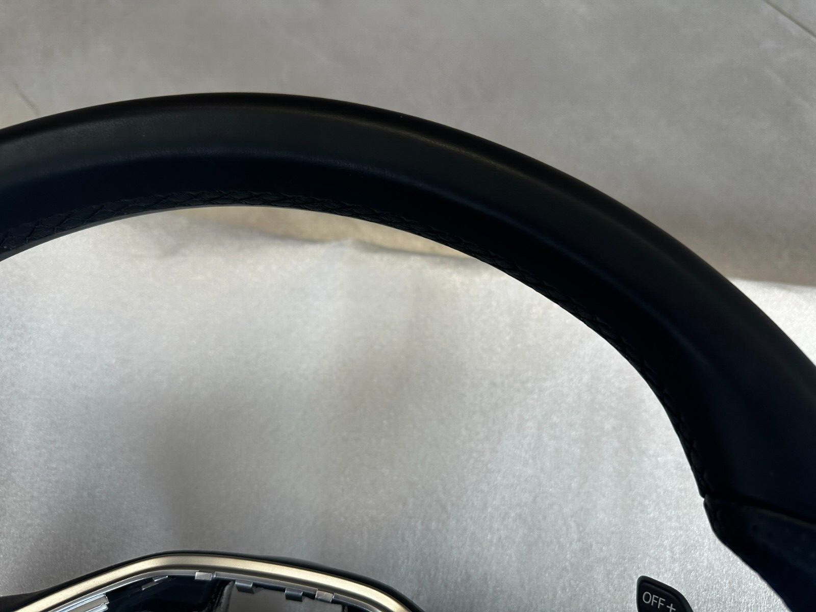 VW TOUCH SPORT LENKRAD LEDER HEIZBAR R GROSSE PADDELS 5H0419089CK Fast Neu Test - Obrázek 15