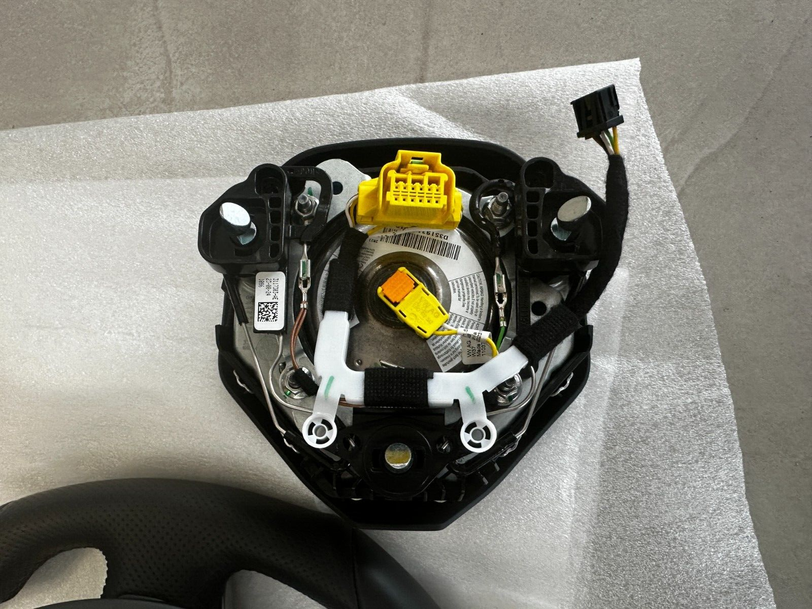 VW TOUCH SPORT LENKRAD LEDER HEIZBAR R GROSSE PADDELS 5H0419089CK Fast Neu Test - Obrázek 18