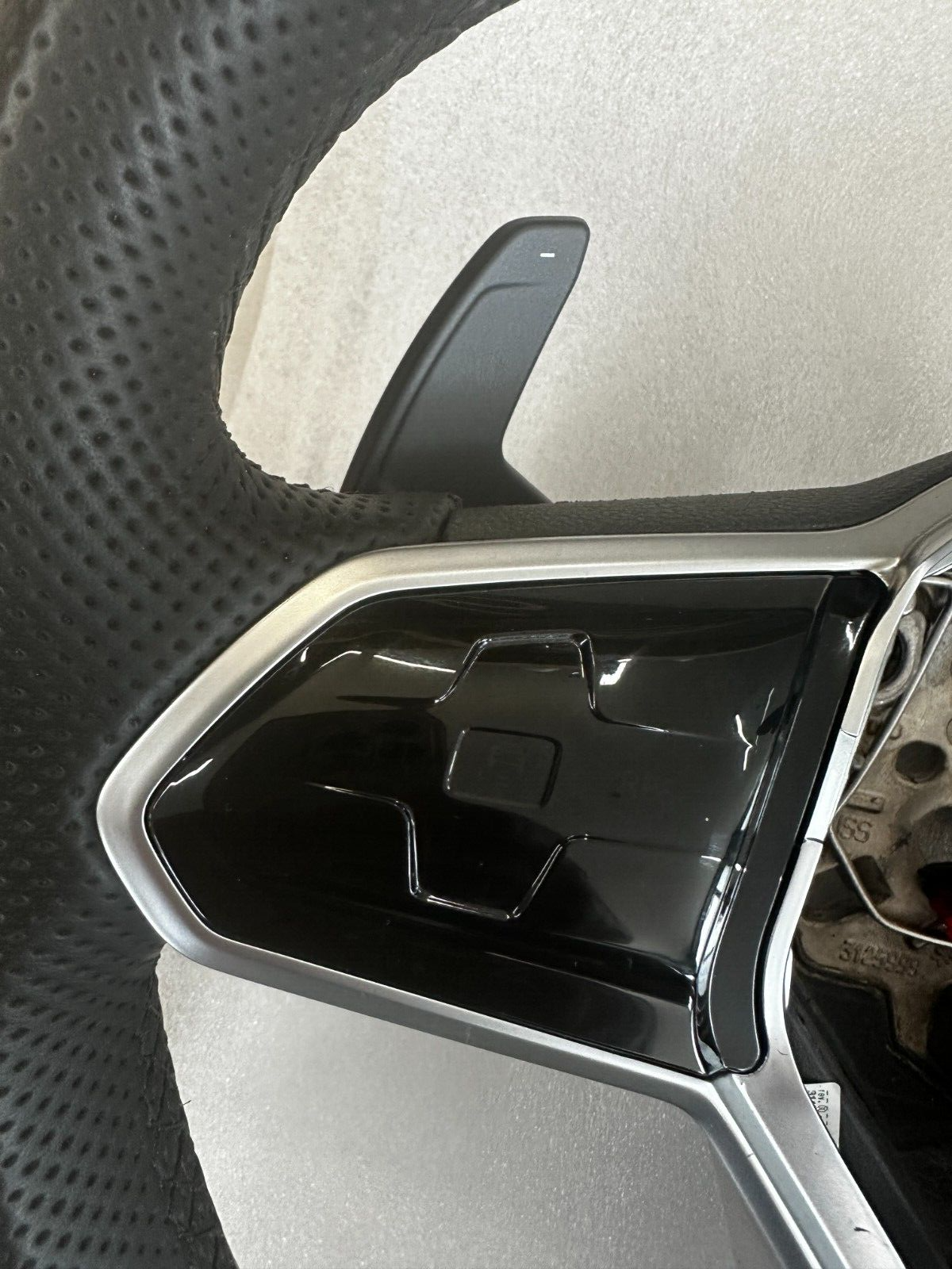 VW TOUCH SPORT LENKRAD LEDER HEIZBAR R GROSSE PADDELS 5H0419089CK Fast Neu Test - Obrázek 10