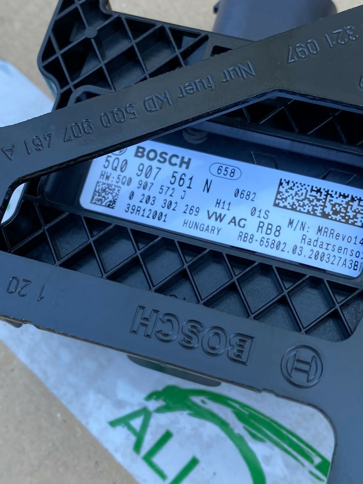 5Q0907561N VW GOLF ACC Abstandsregelung Radarsensor Distronic 5Q0907561N NEU! - Obrázek 3