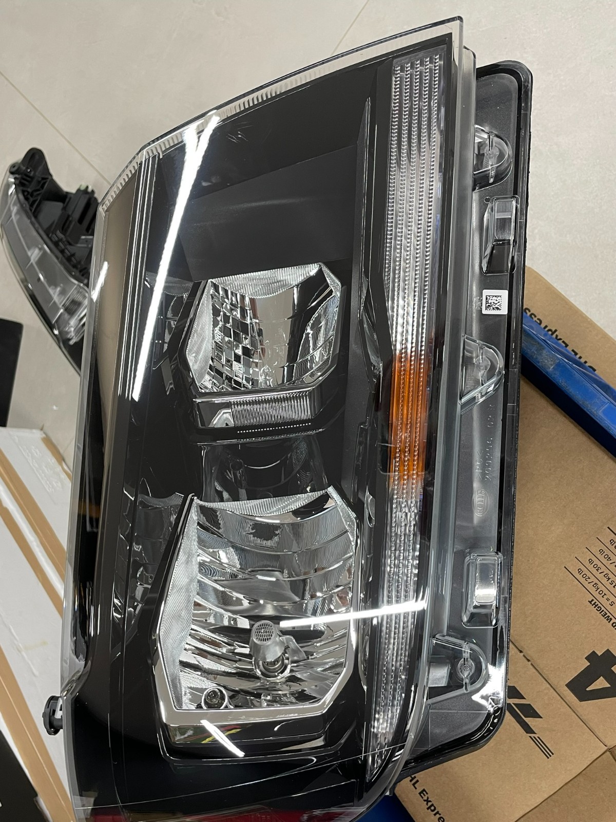 7C1941006A VW CRAFTER SCHEINWERFER VORN RECHTS 7C1941006A KOMPLET ORIG. VW NEU - Obrázek 17